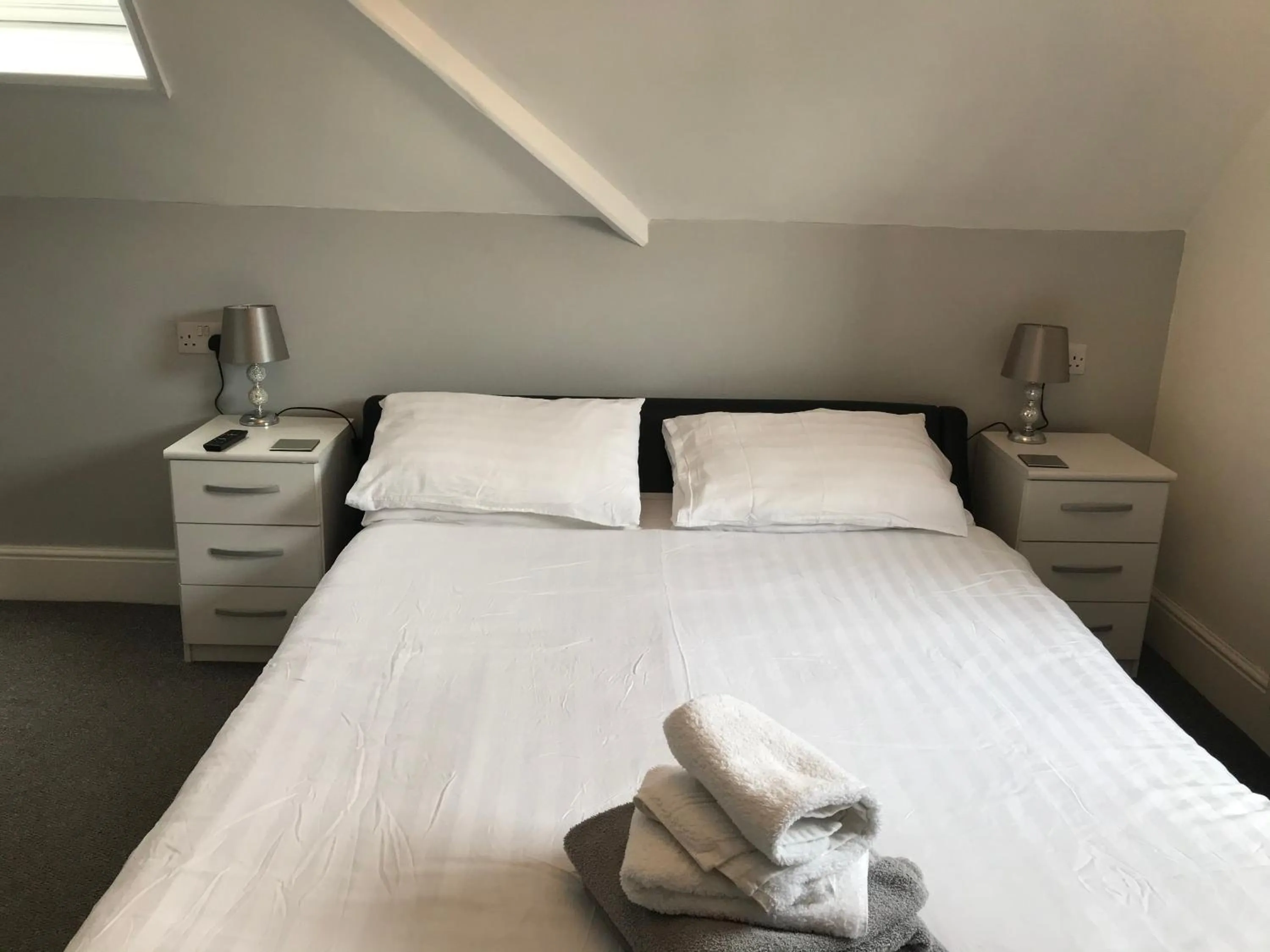 Bedroom, Bed in The Craigside