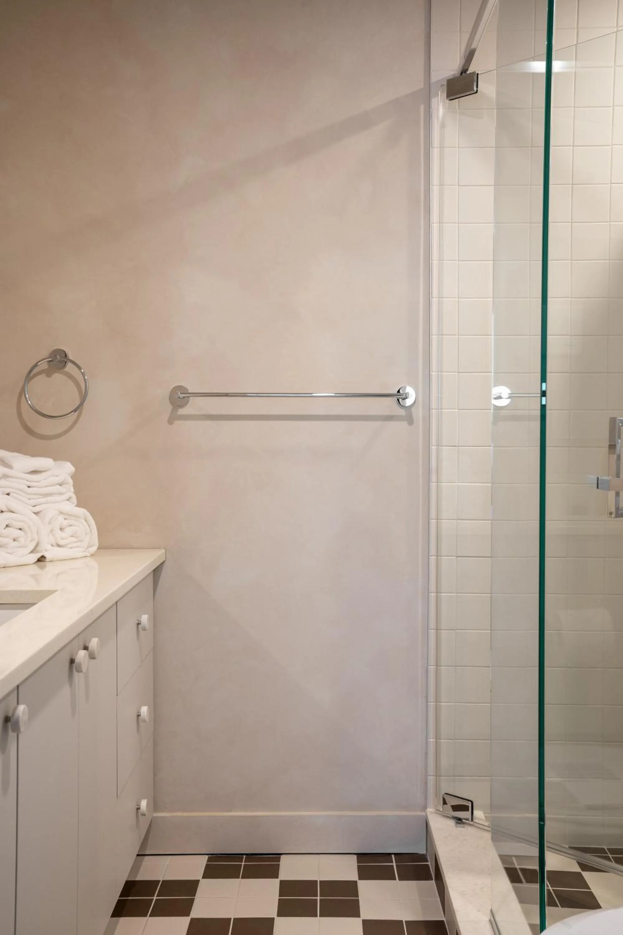 Bathroom in Maison Saint-Vincent By Maisons & co