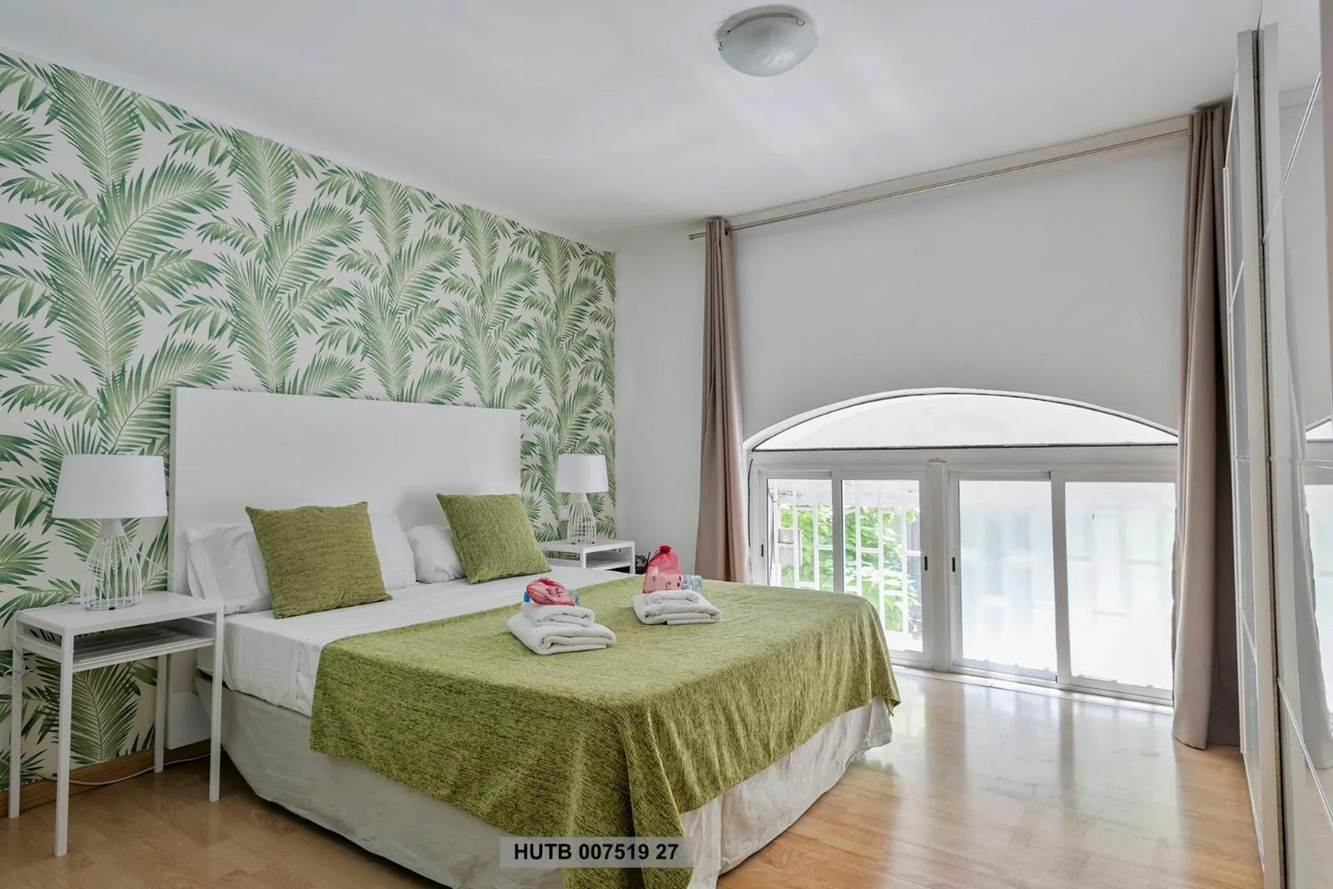 Day, Bed in Alcam Office up