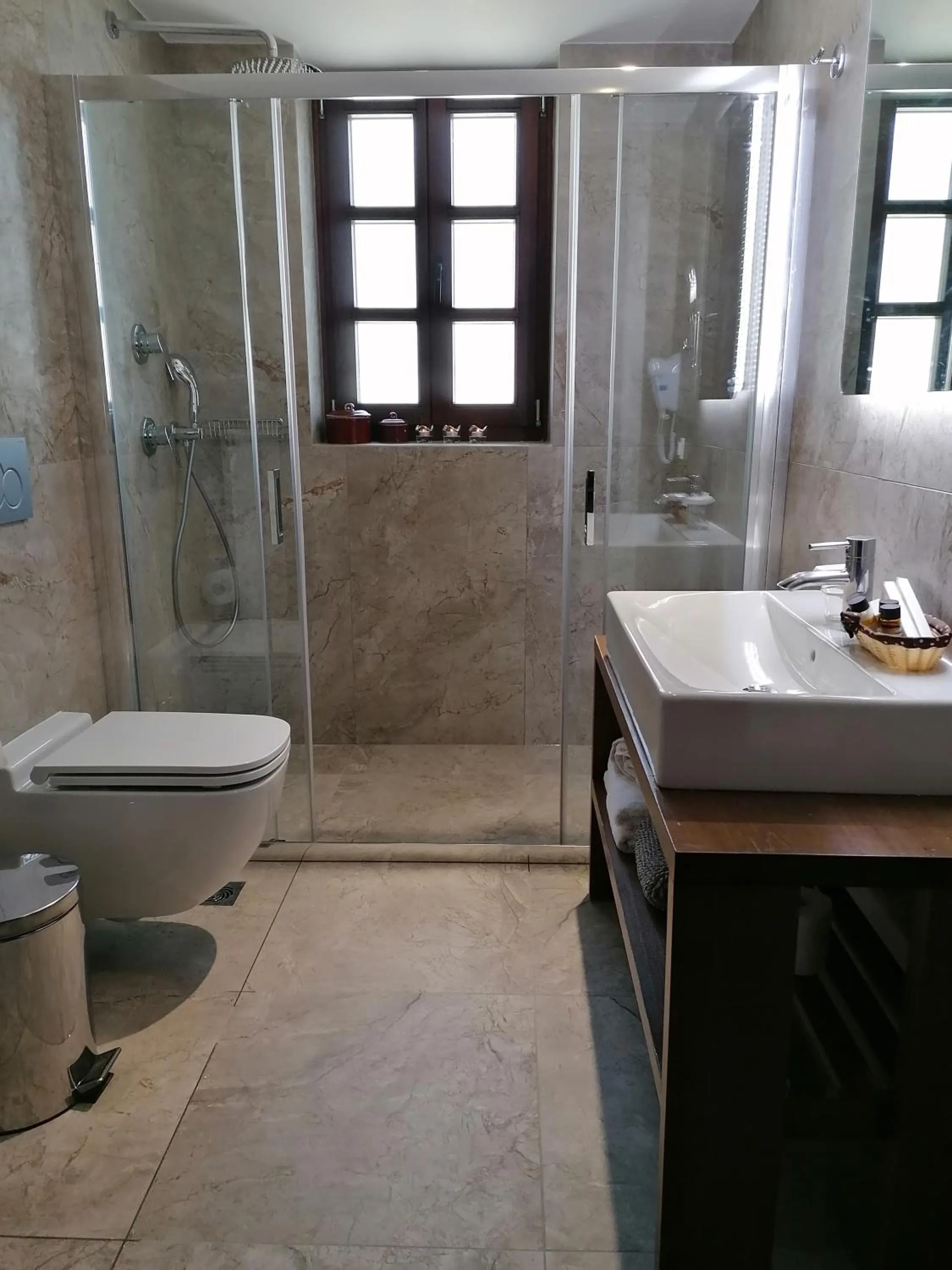 Shower in Aberratio Boutique Hotel