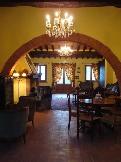 Communal lounge/ TV room in Al Giardino Degli Etruschi