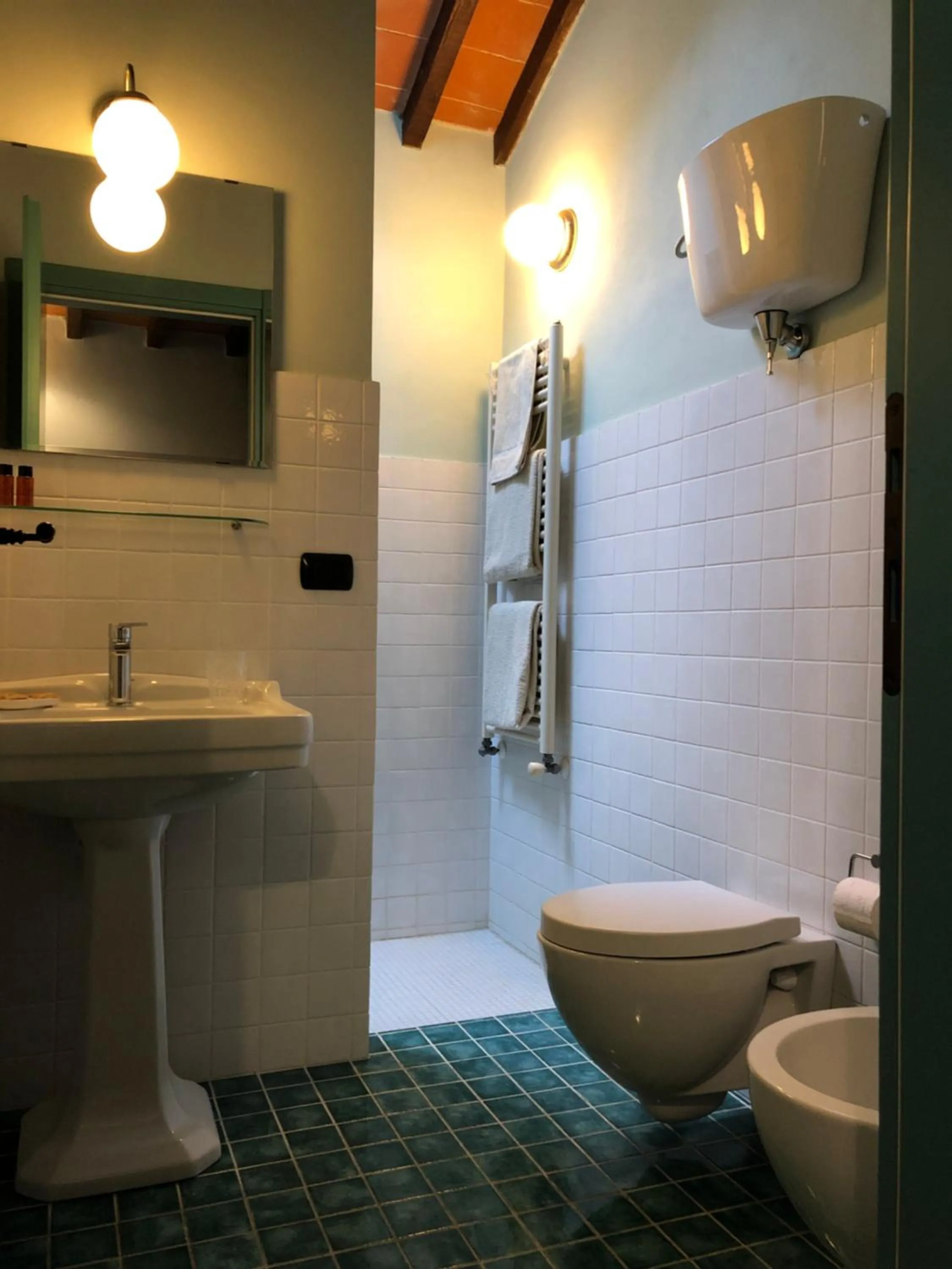 Bathroom in Al Giardino Degli Etruschi