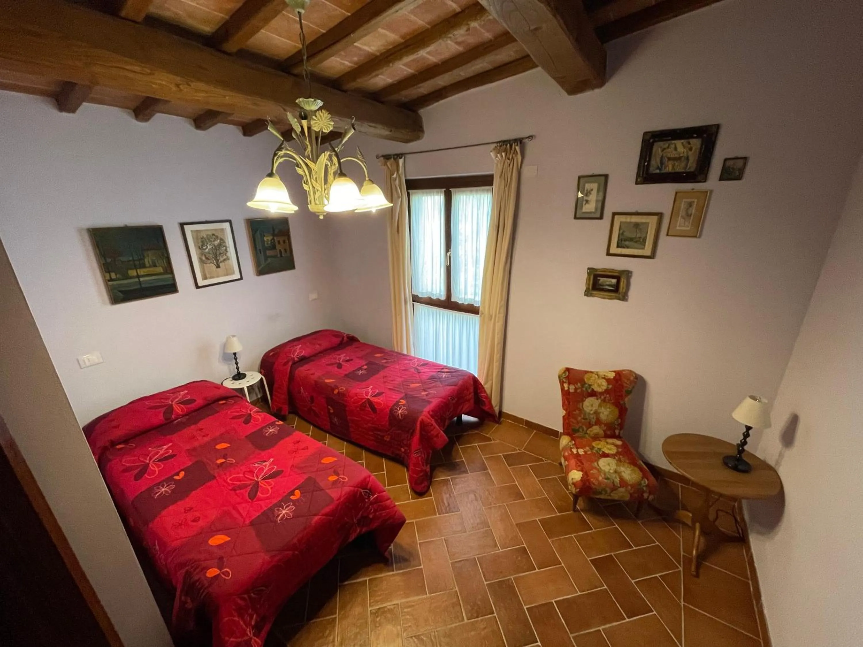 TV and multimedia, Bed in Al Giardino Degli Etruschi