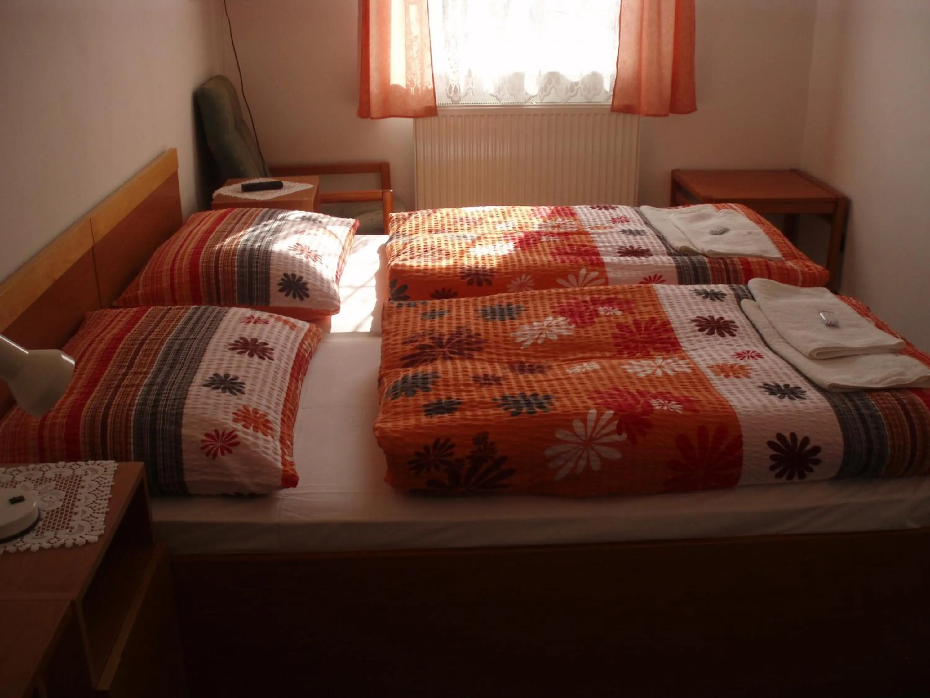 Bedroom, Bed in Hotel Alf