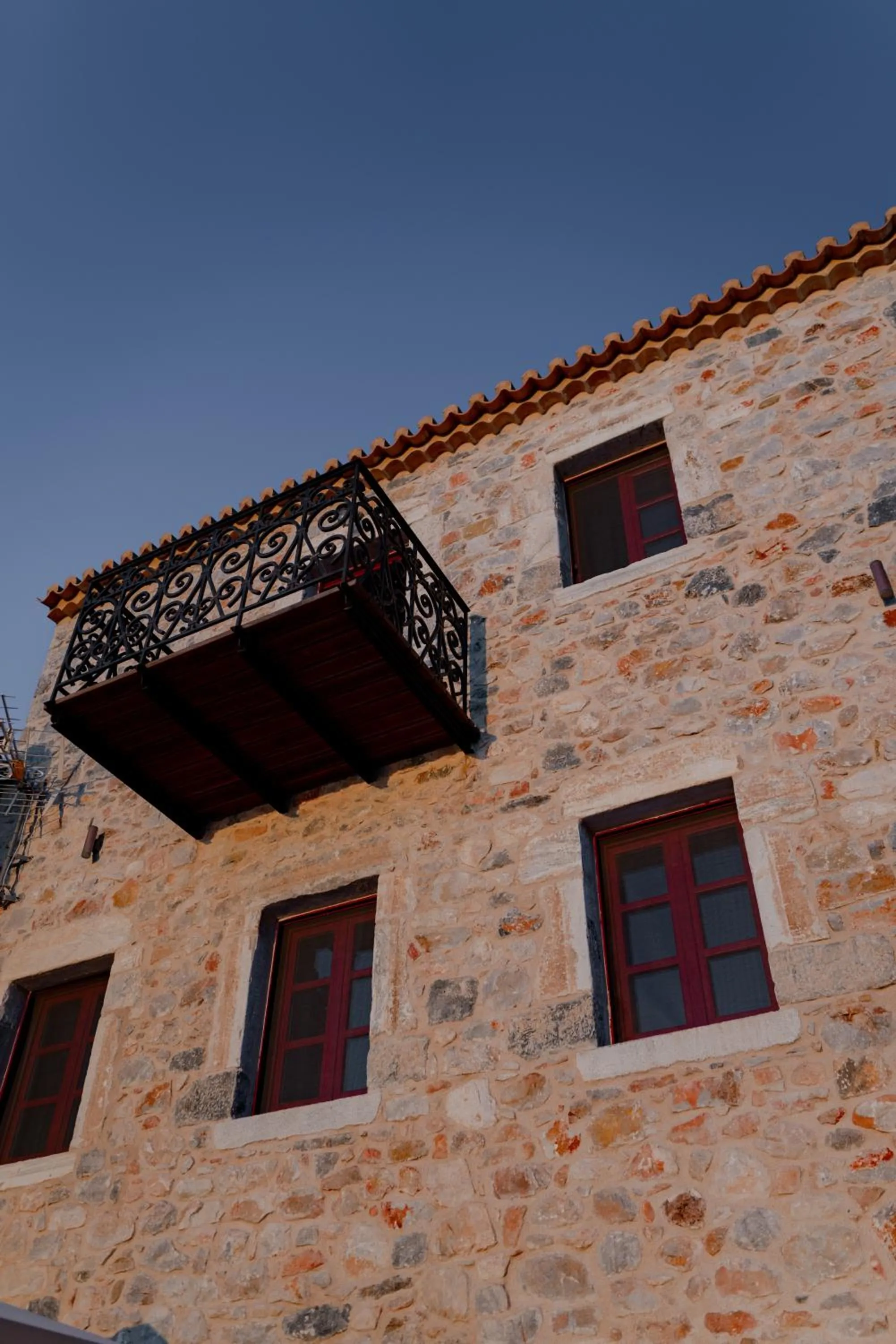 Property building in Limeni Villa