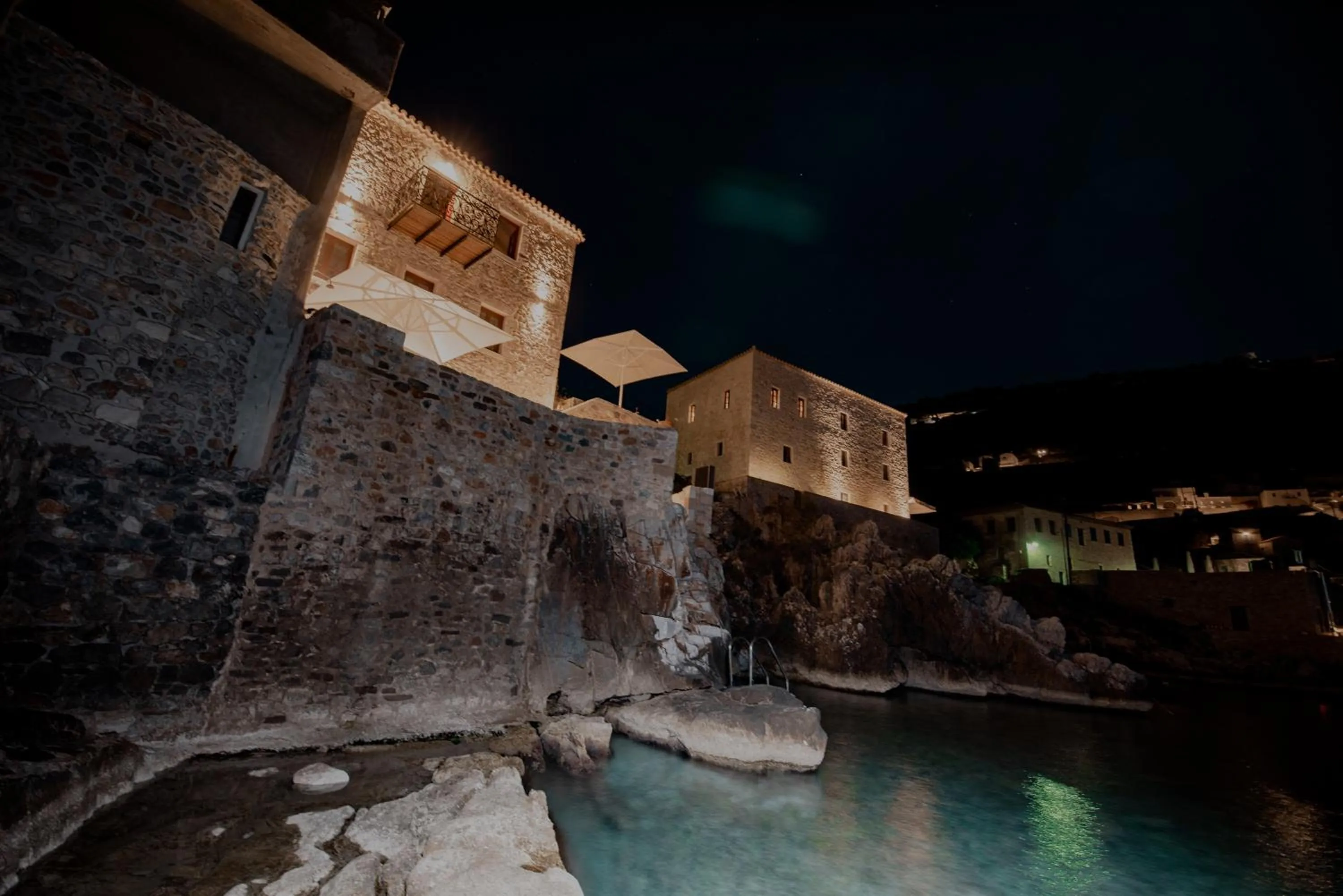 Property building in Limeni Villa