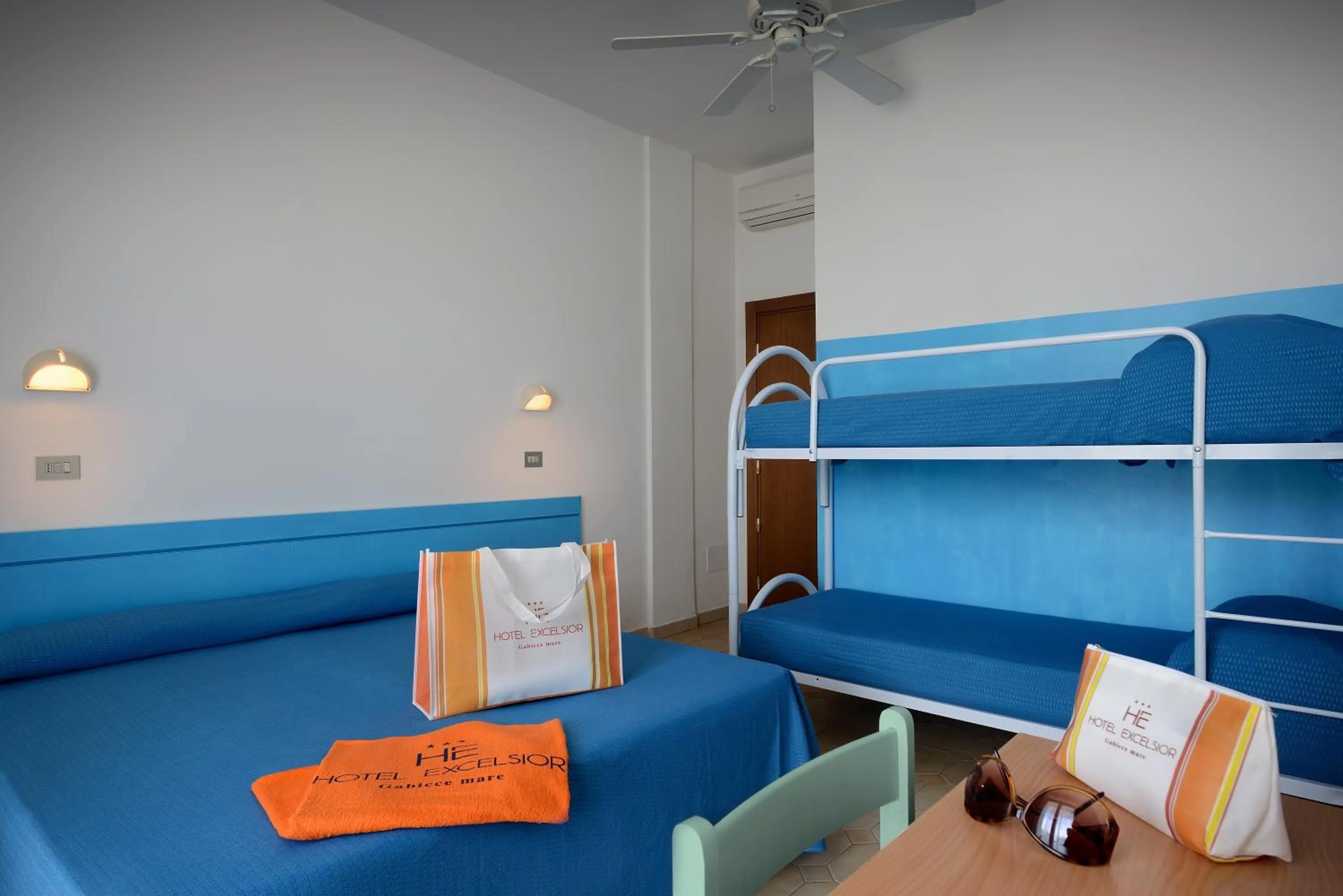 Bed in Hotel Excelsior