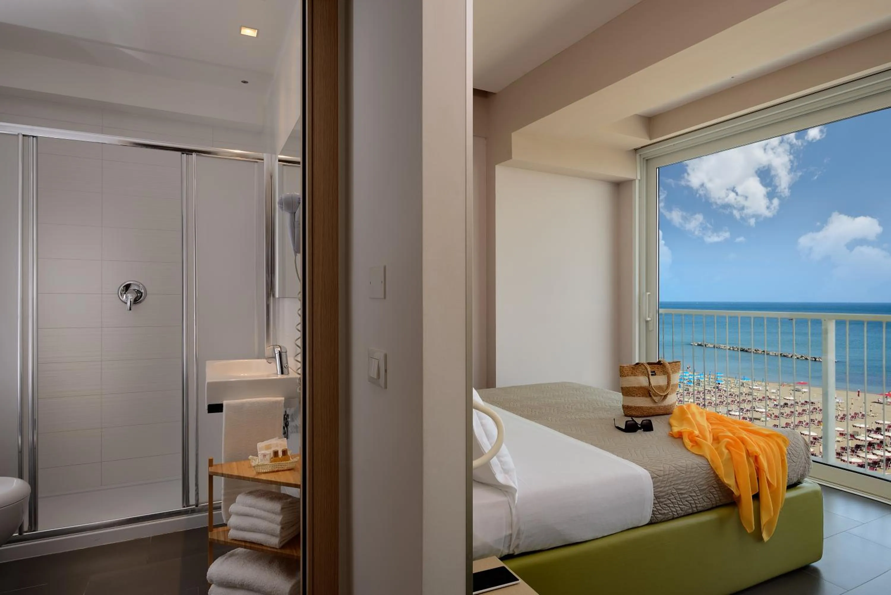 Bed in Hotel Excelsior