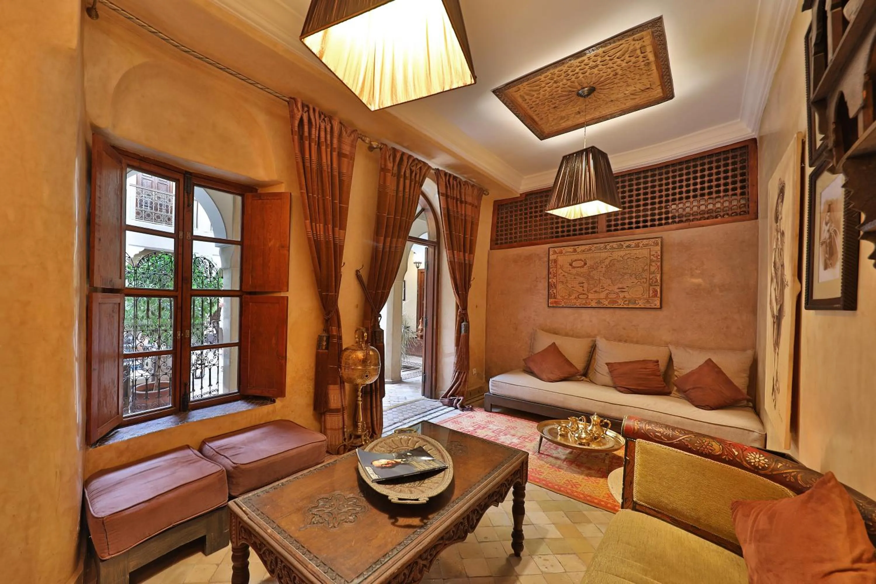 Communal lounge/ TV room in Riad Zayane