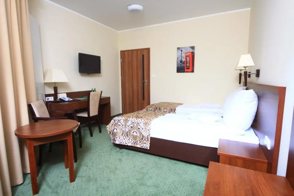 Bed in Hotel Zielony
