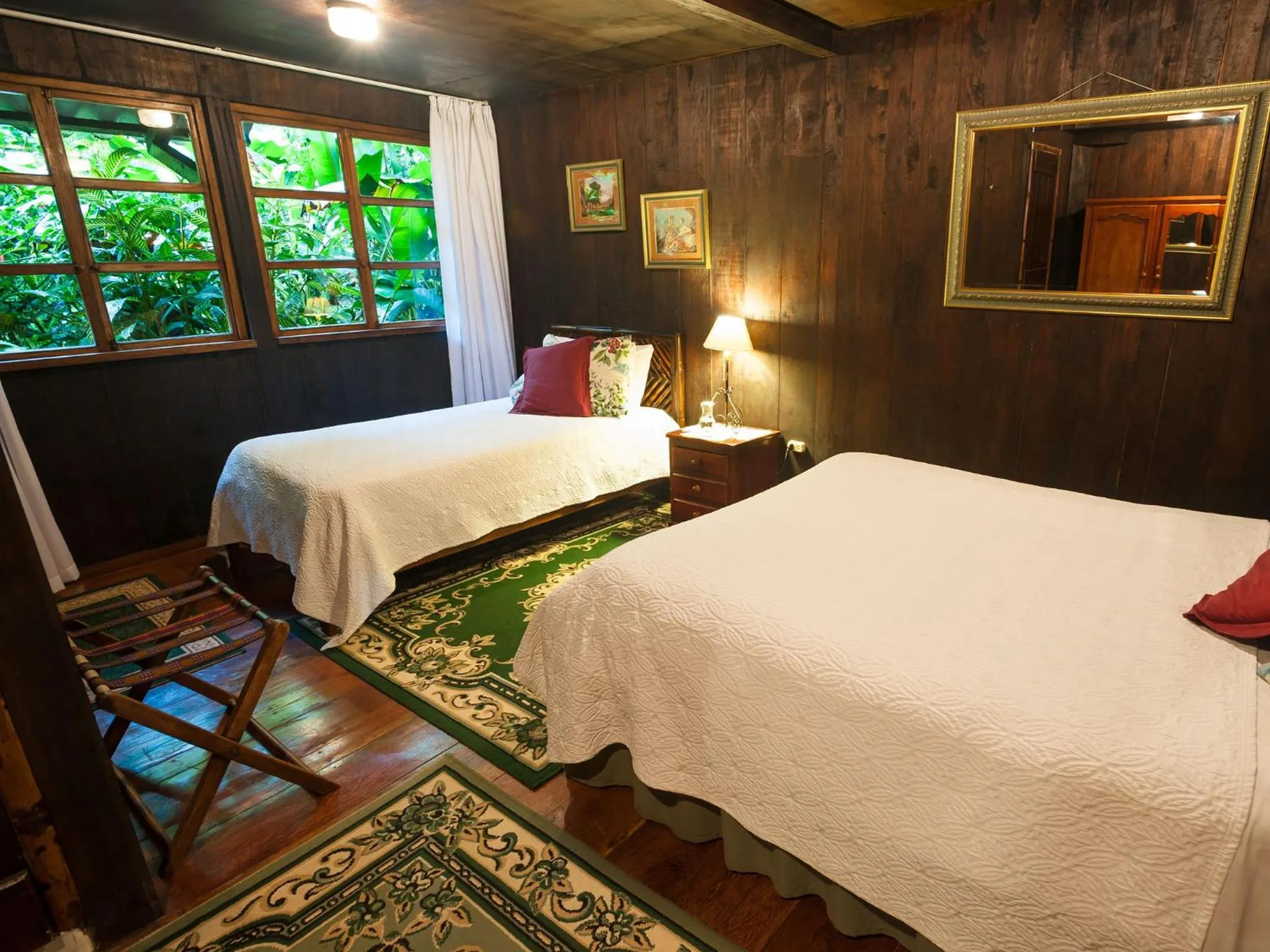 Decorative detail, Bed in El Septimo Paraiso