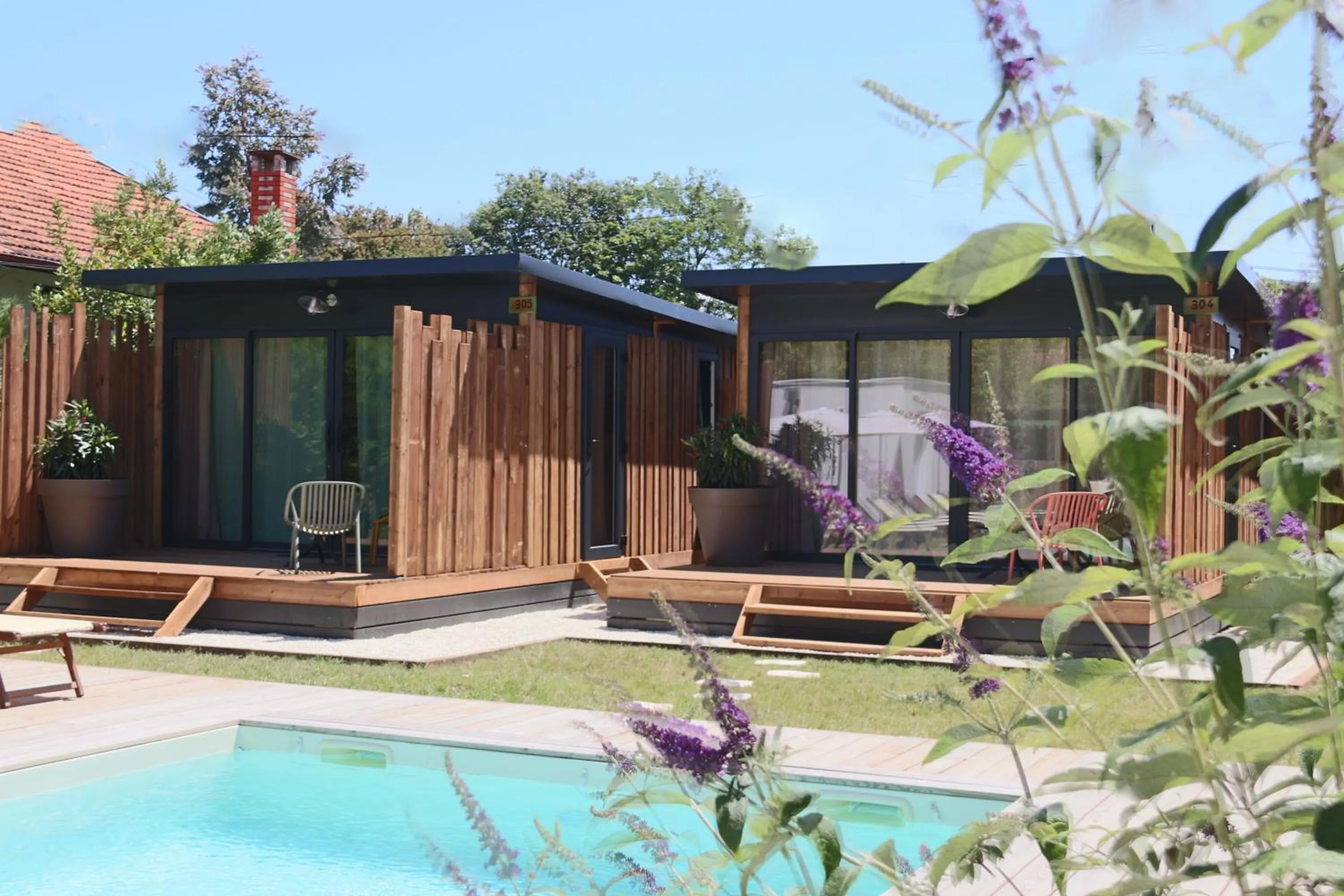 Pool view in Hôtel Le Grain de Sable