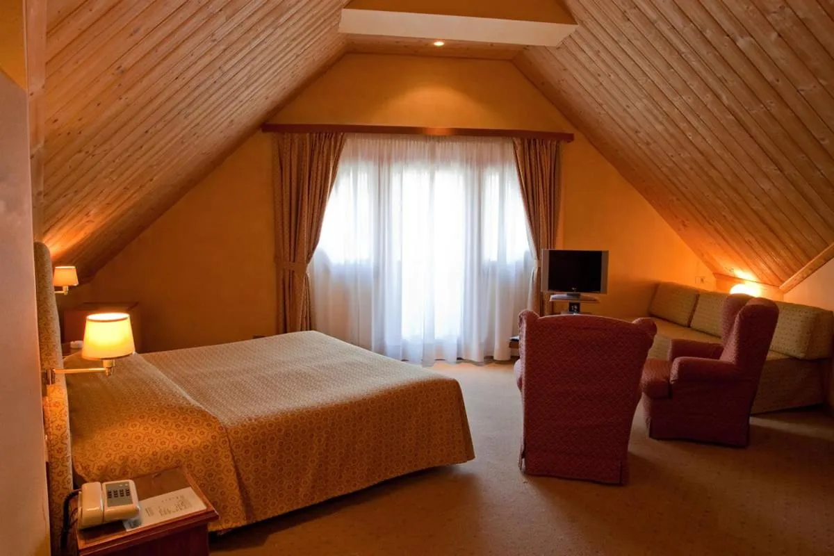 Bed in Hotel Pavillon