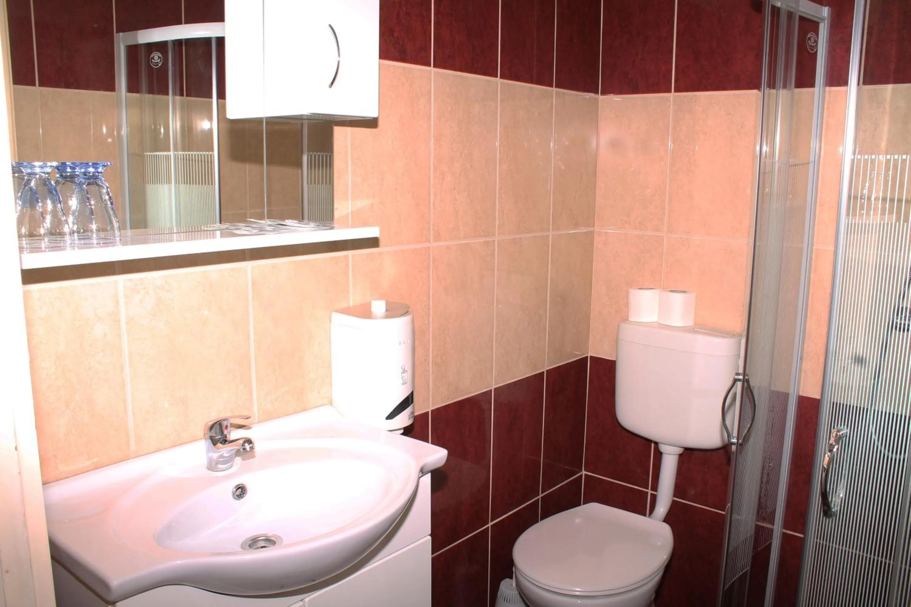 Bathroom in Belvárosi Panzió