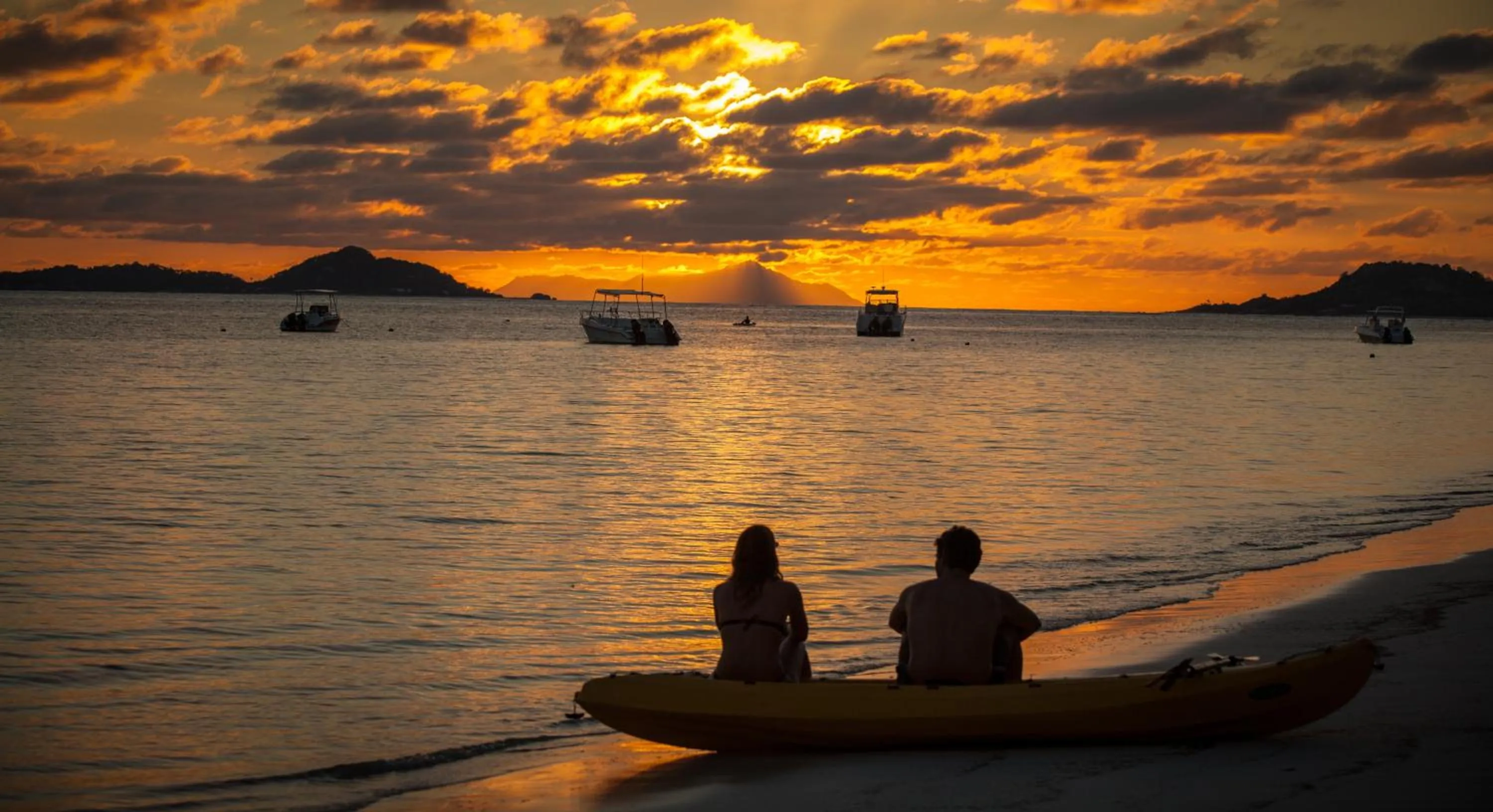 Area and facilities in Dhevatara Beach Hotel
