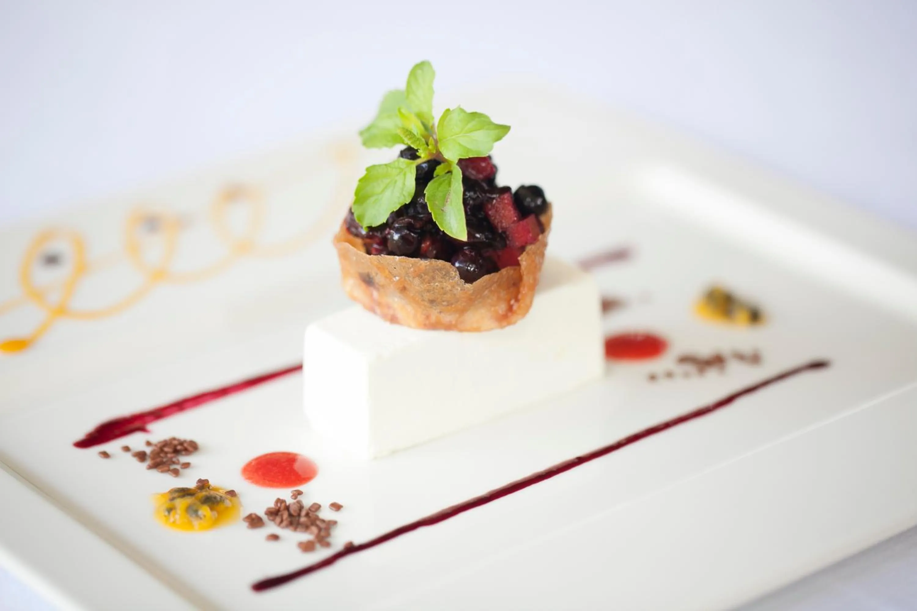 Food in Dhevatara Beach Hotel