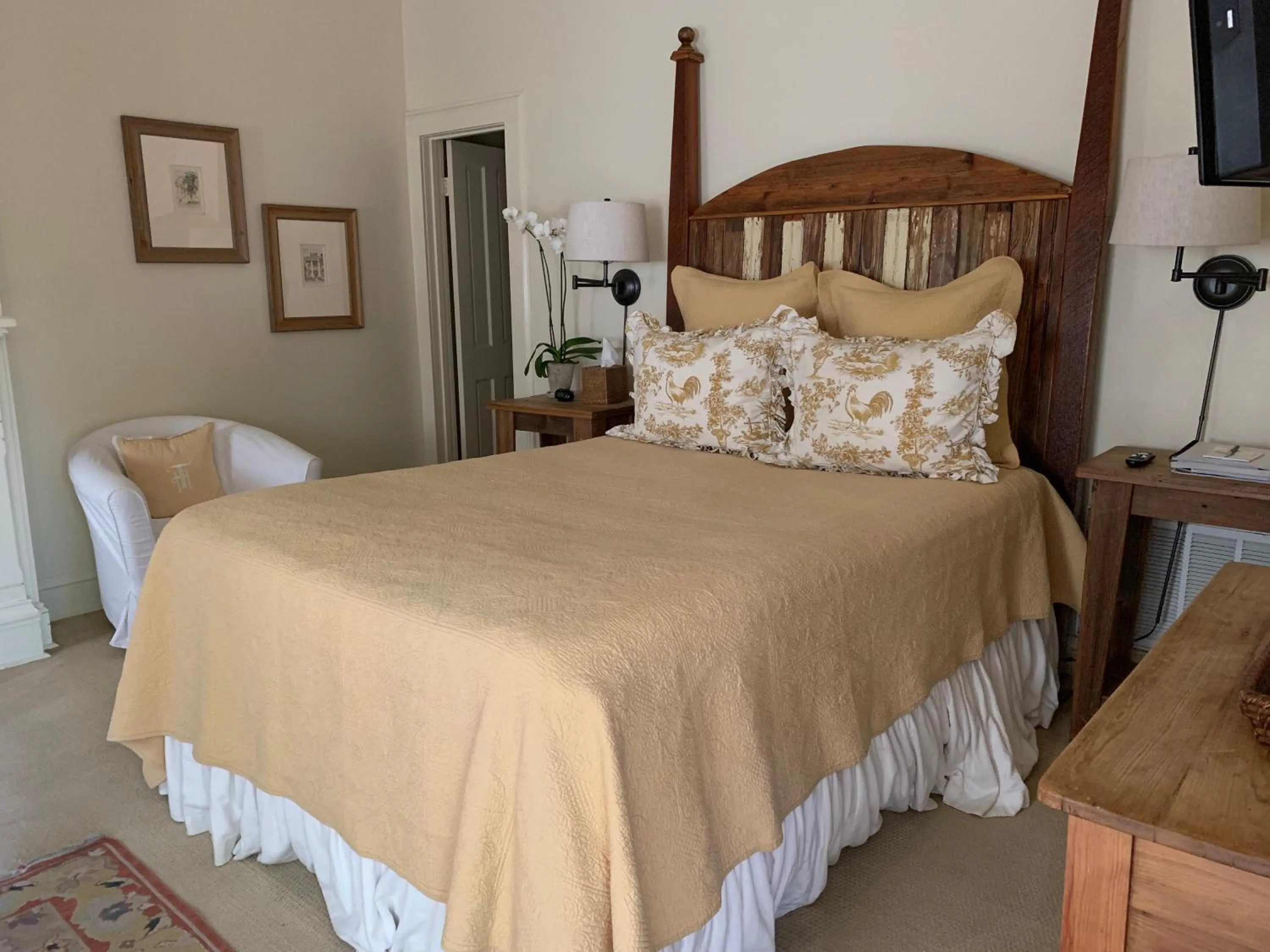 Photo of the whole room, Bed in Terrell House Bed and Breakfast