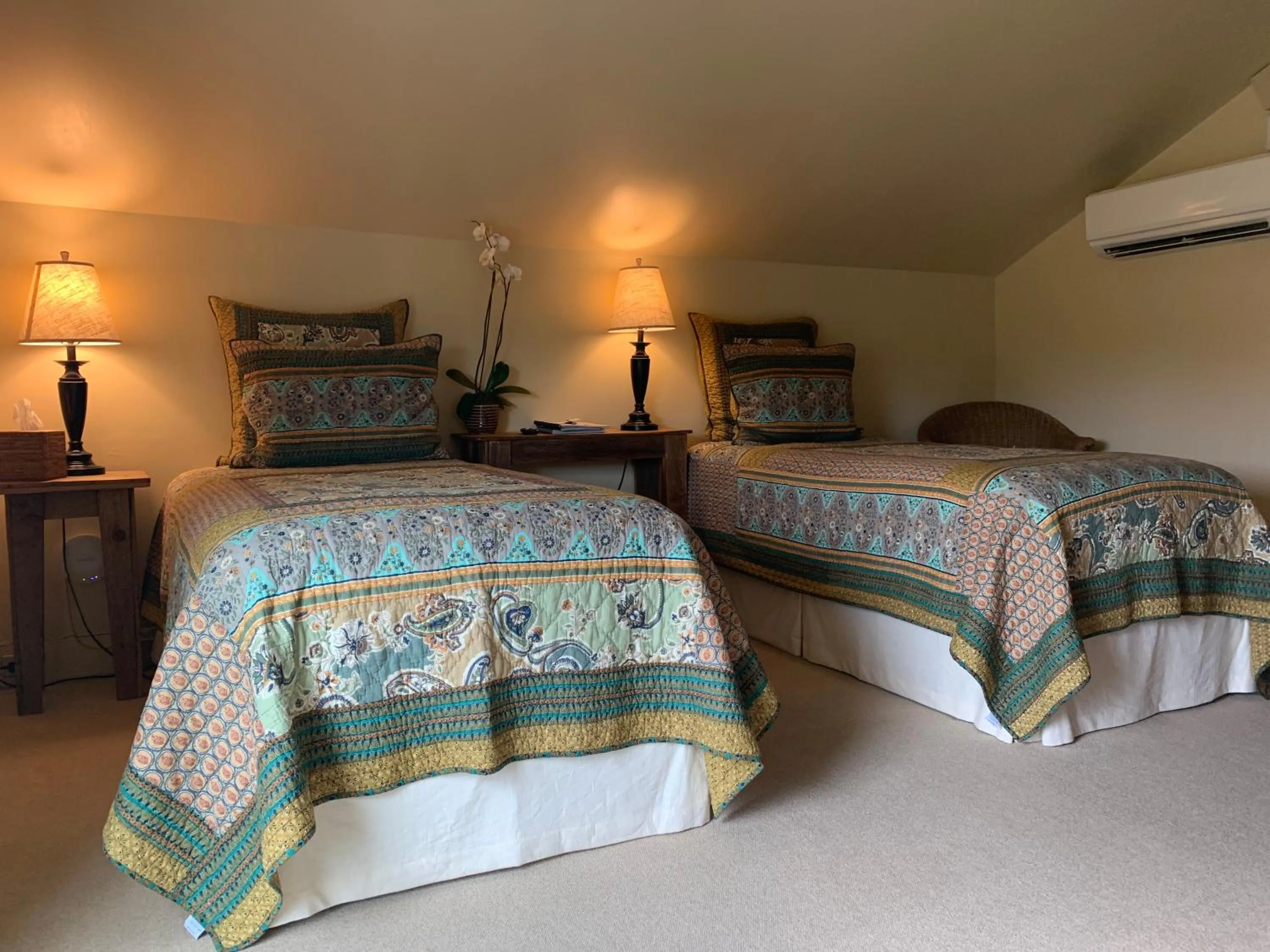 Photo of the whole room, Bed in Terrell House Bed and Breakfast