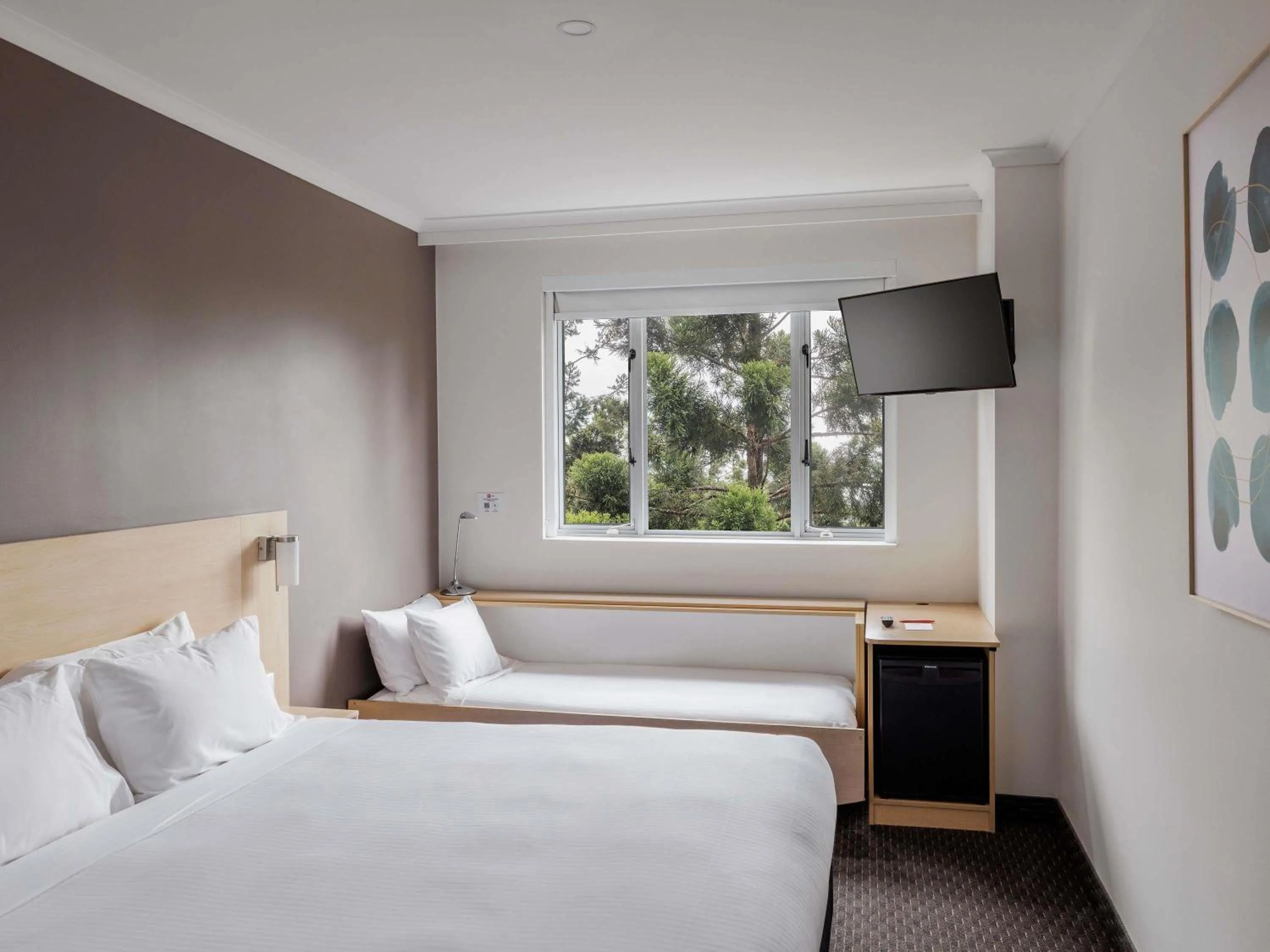 Bedroom, Bed in ibis Sydney Olympic Park