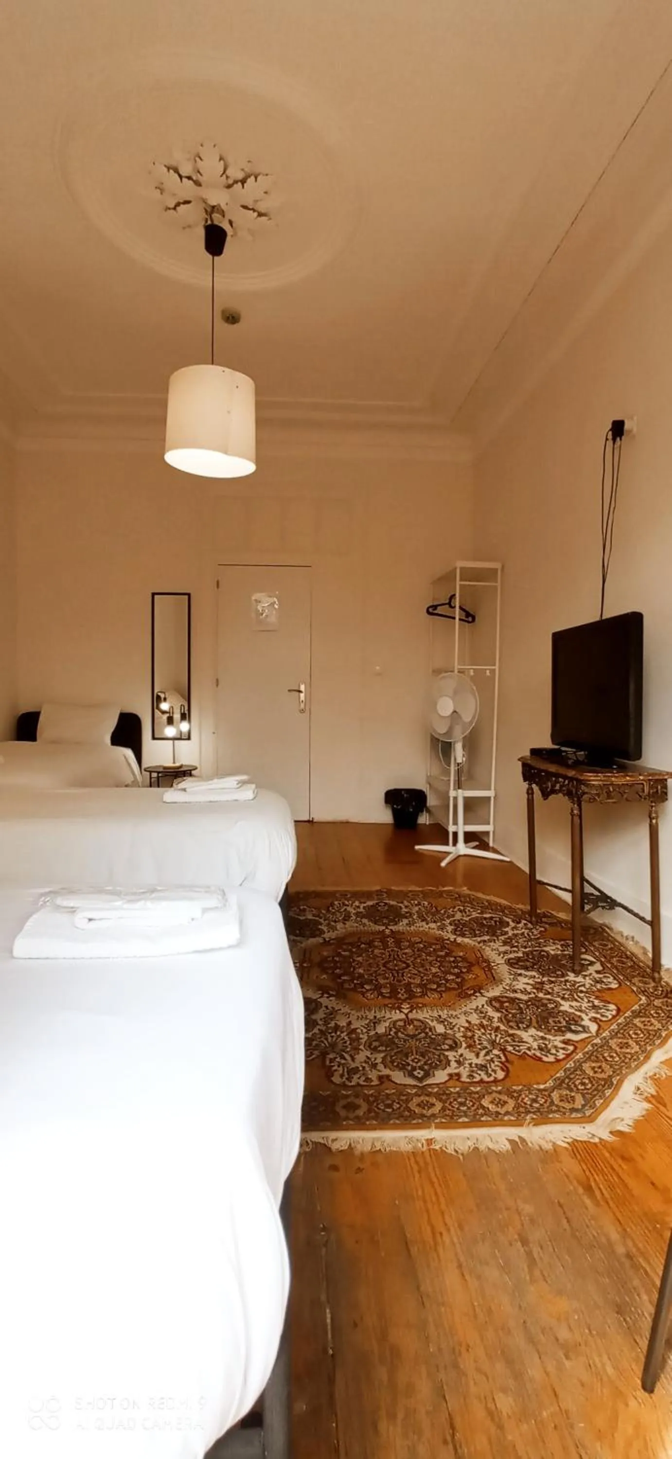 Bed in Happy at Chiado