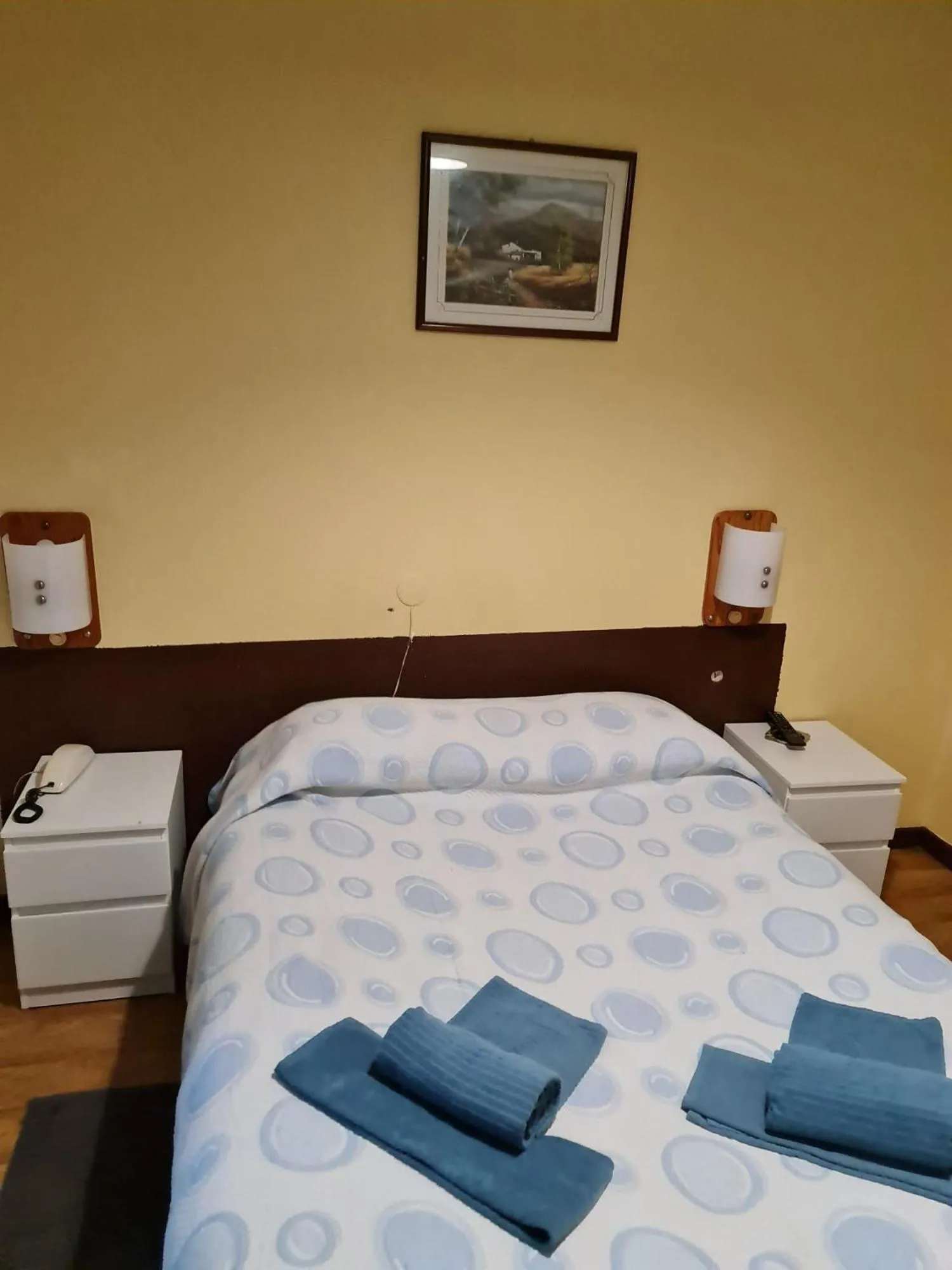 Bed in Pensao Residencial Flor dos Cavaleiros