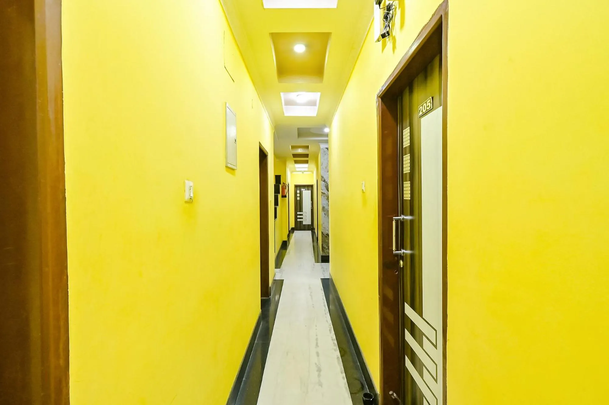 Lobby or reception in FabHotel Good Luck Residency