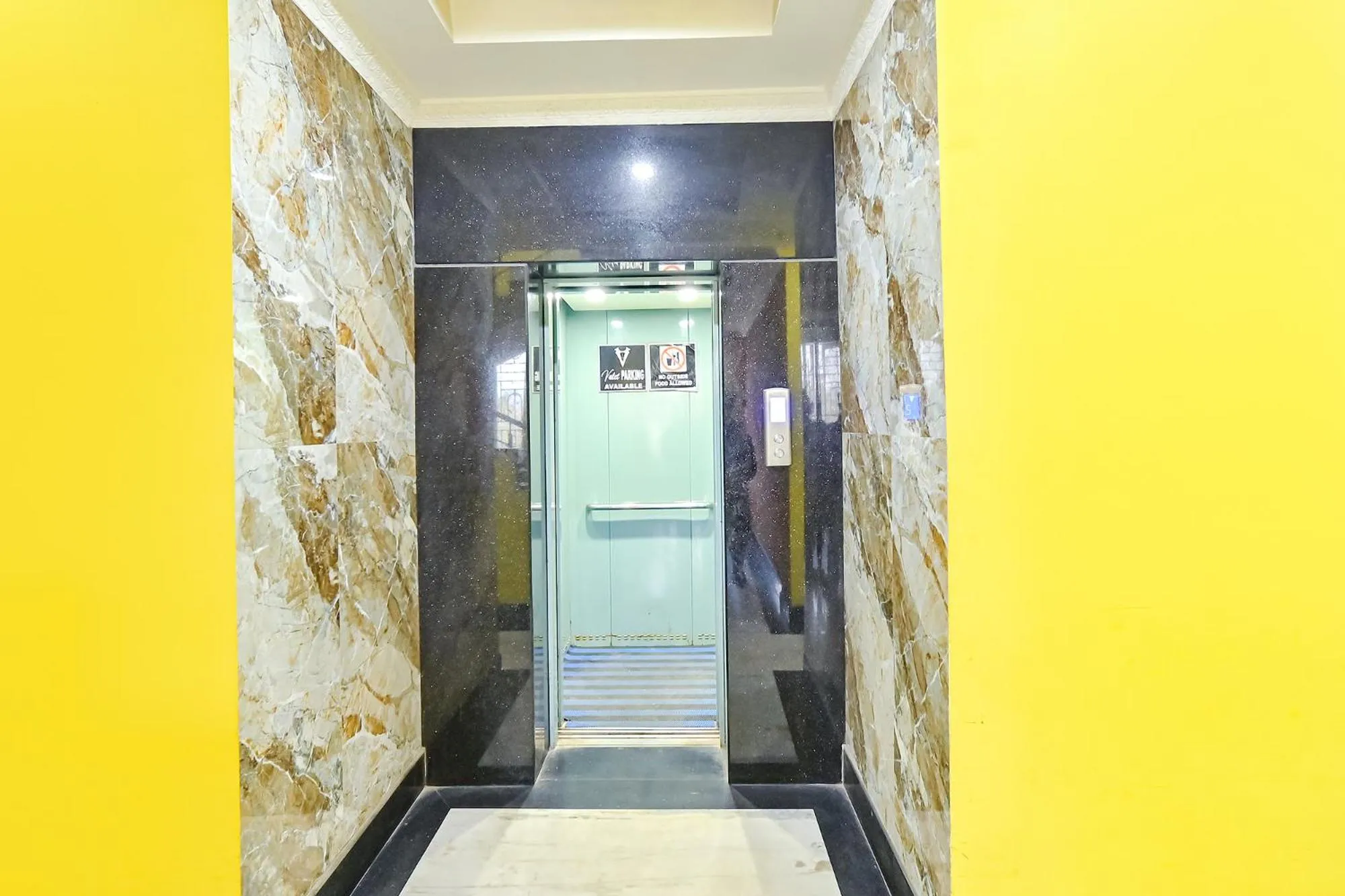 elevator in FabHotel Good Luck Residency