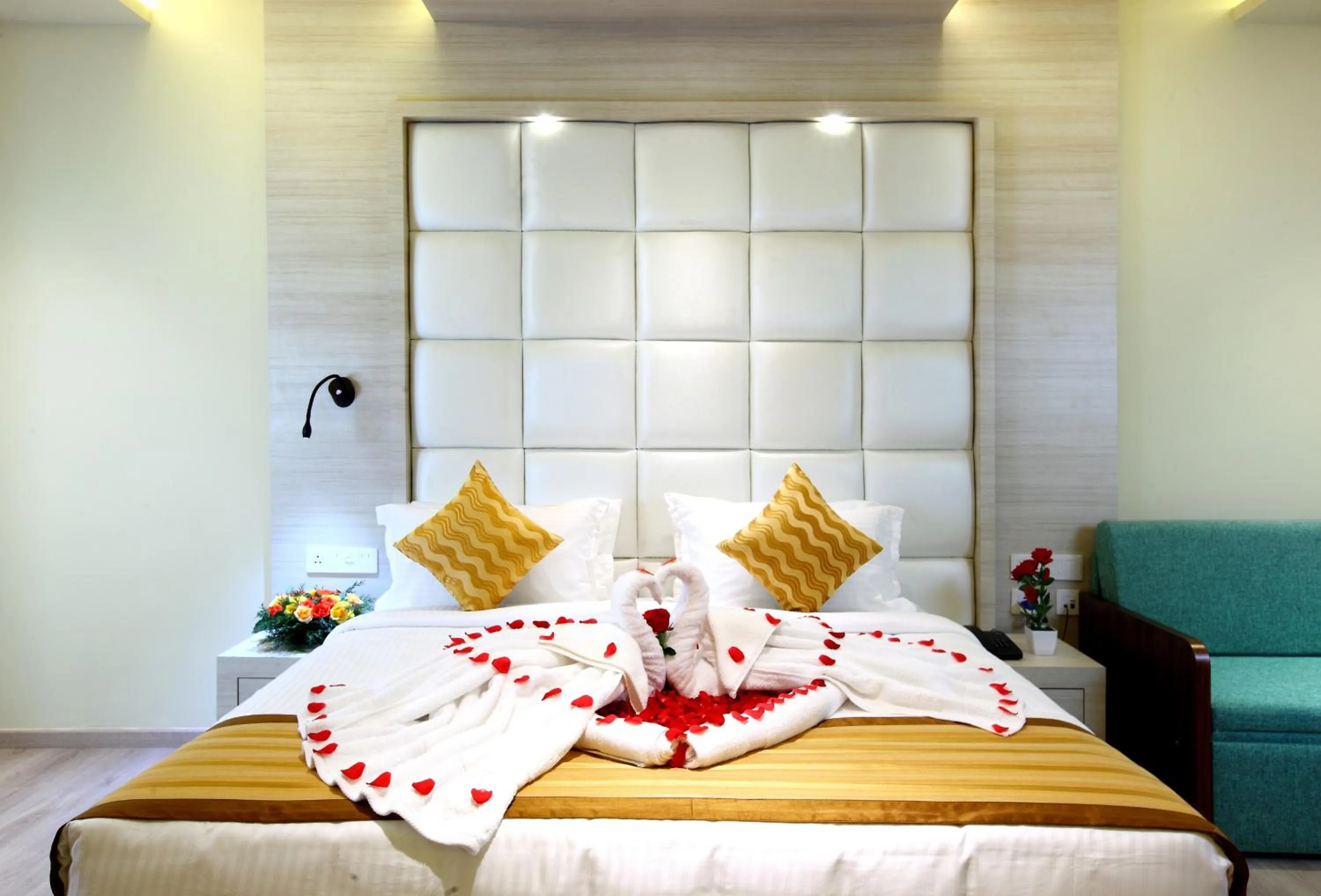 Bedroom, Bed in Woodnote Thekkady