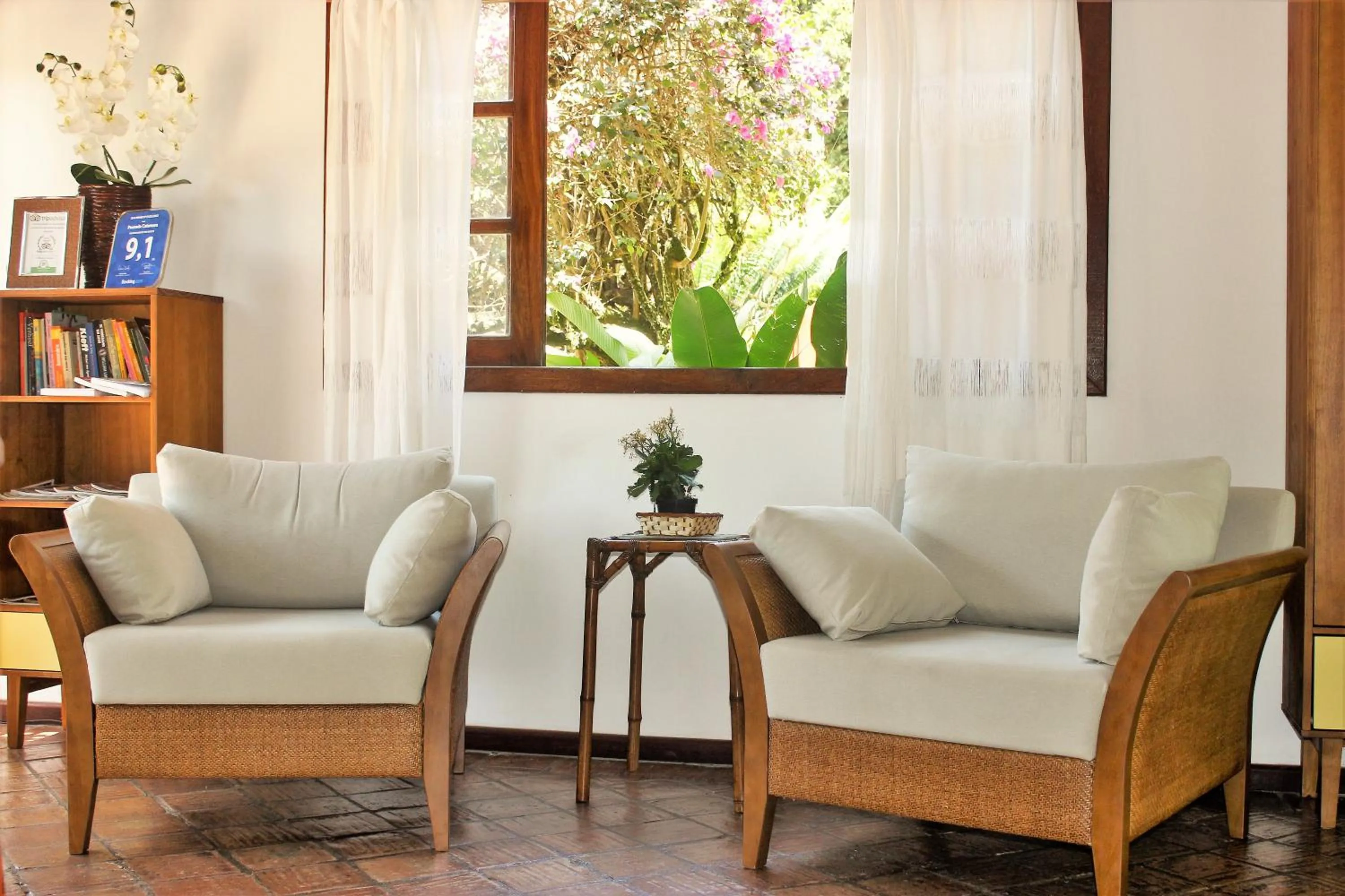 Living room in Pousada Catamara