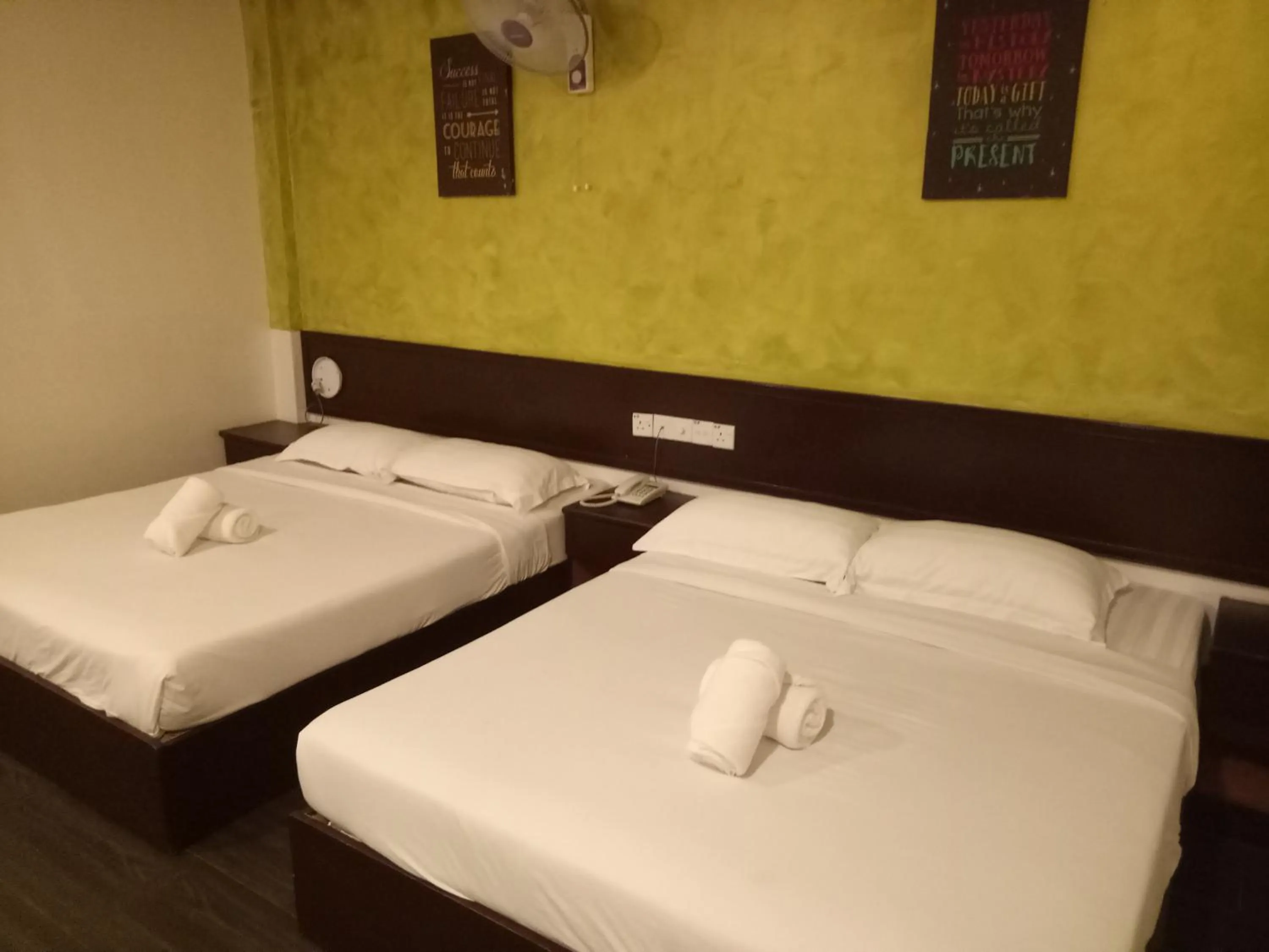 Bed in Hotel Sri Bernam