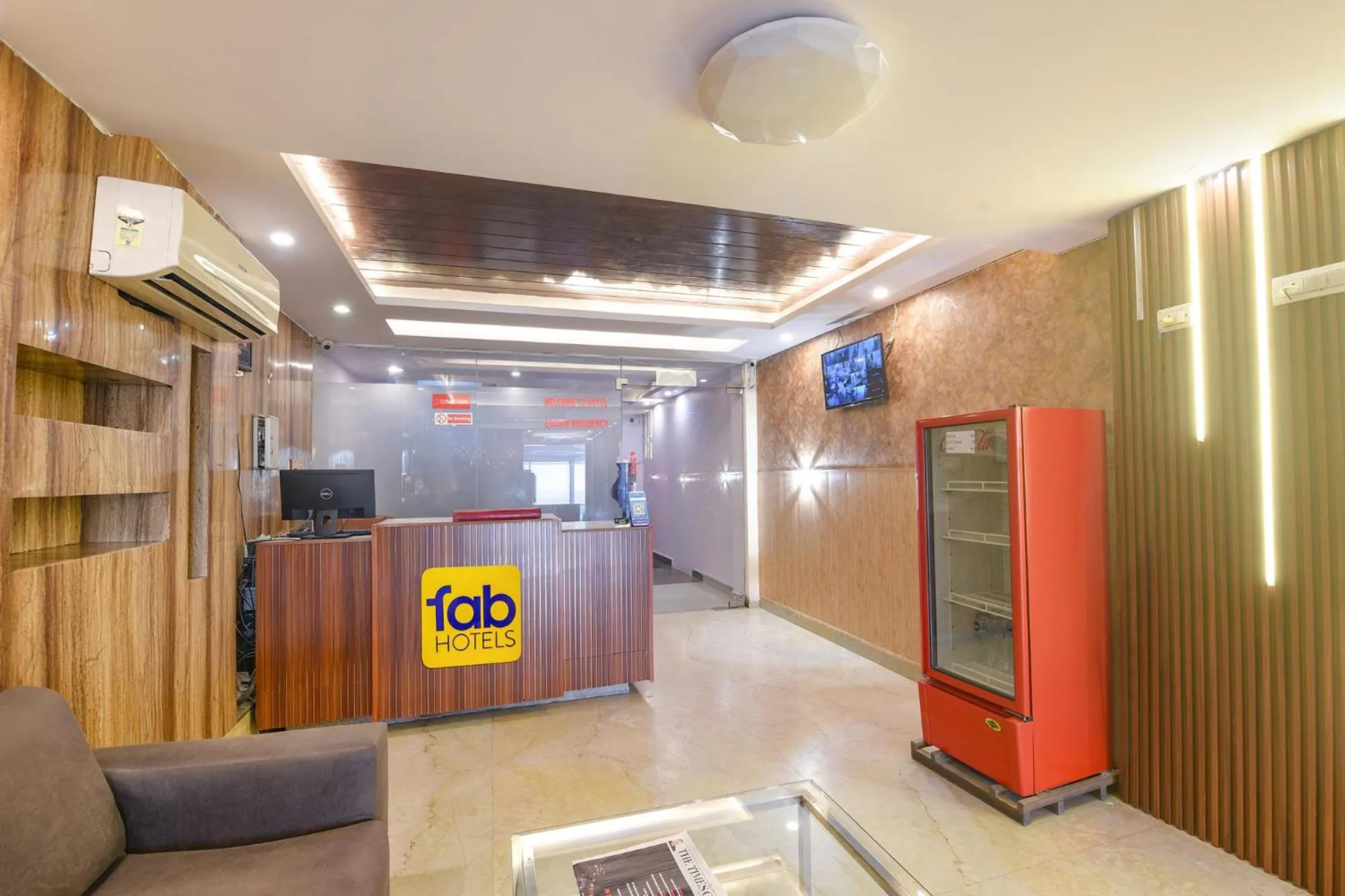 Lobby or reception in FabHotel Crown Residency