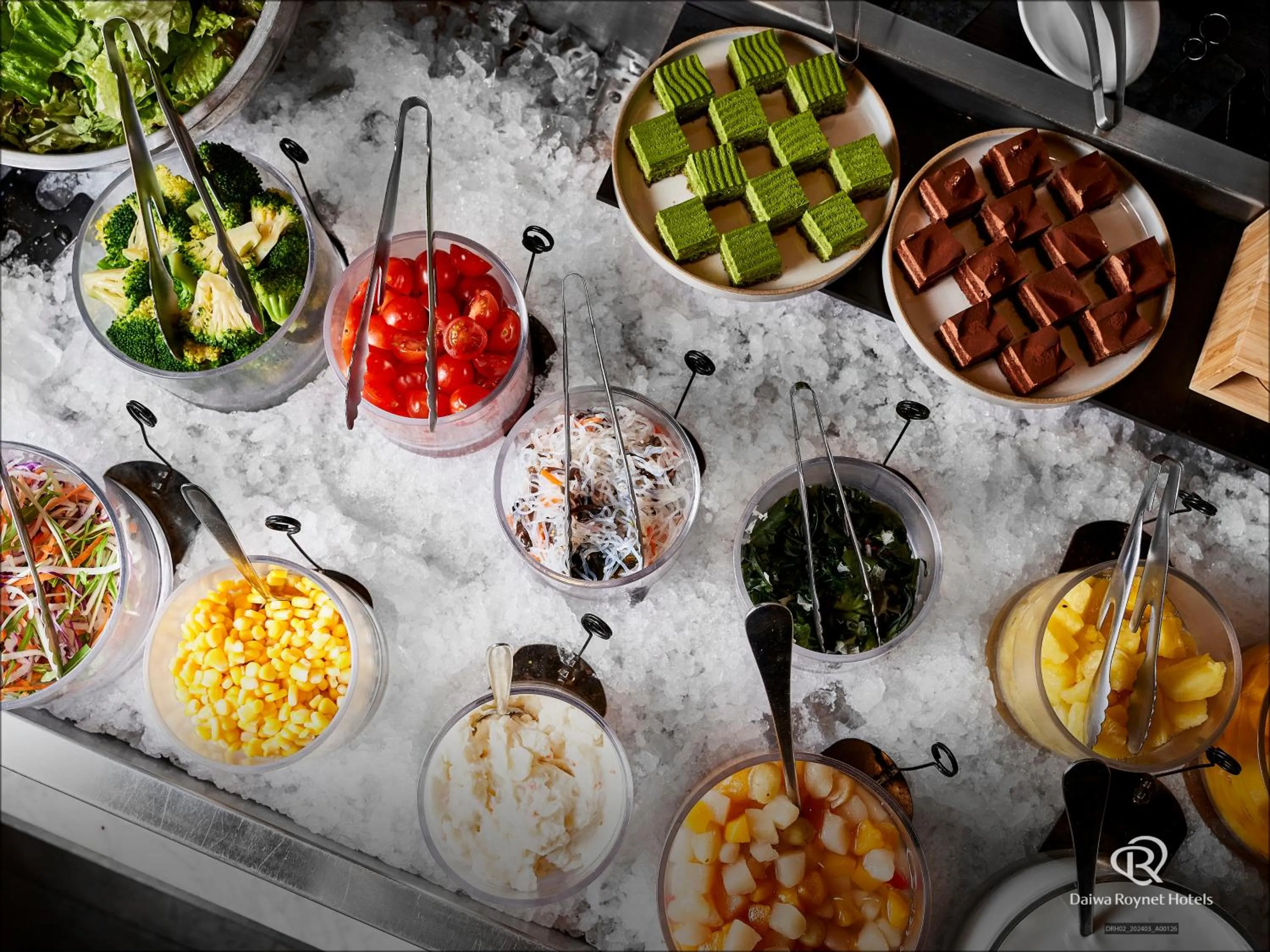 Food and drinks in Daiwa Roynet Hotel Nishi-Shinjuku PREMIER