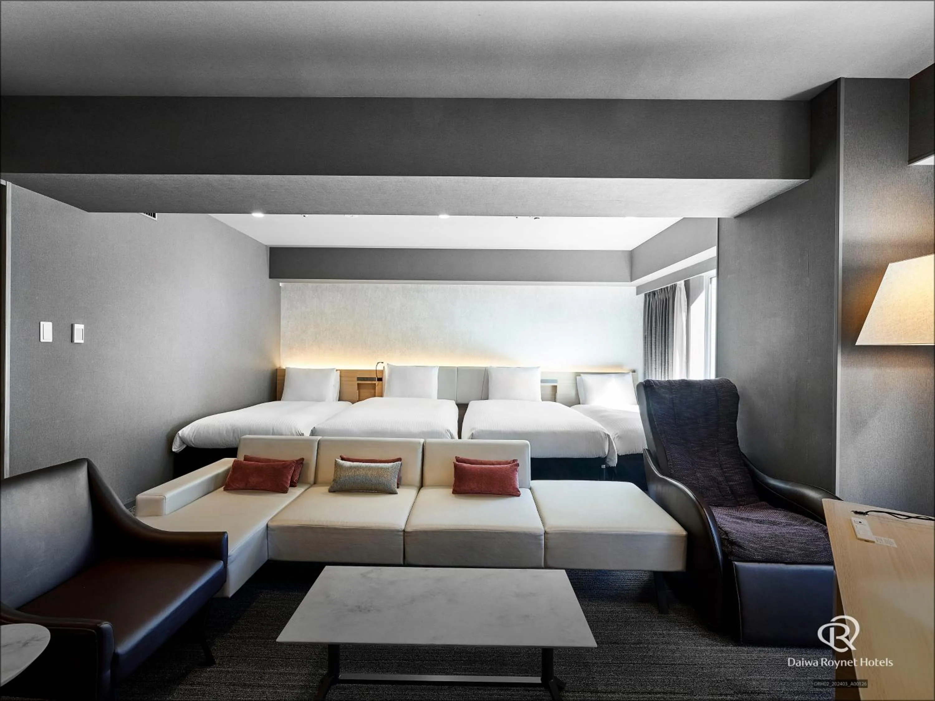 Bed in Daiwa Roynet Hotel Nishi-Shinjuku PREMIER