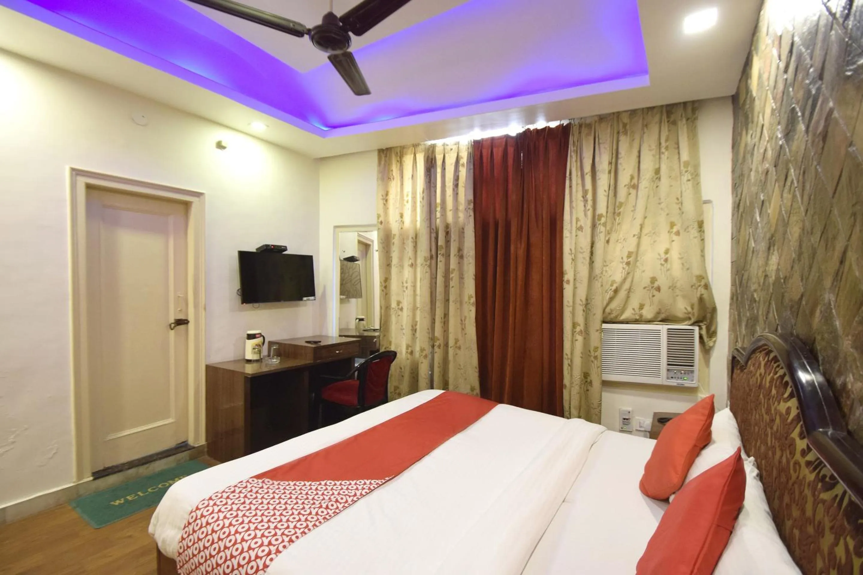 Bedroom, Bed in Hotel O Maa Residency