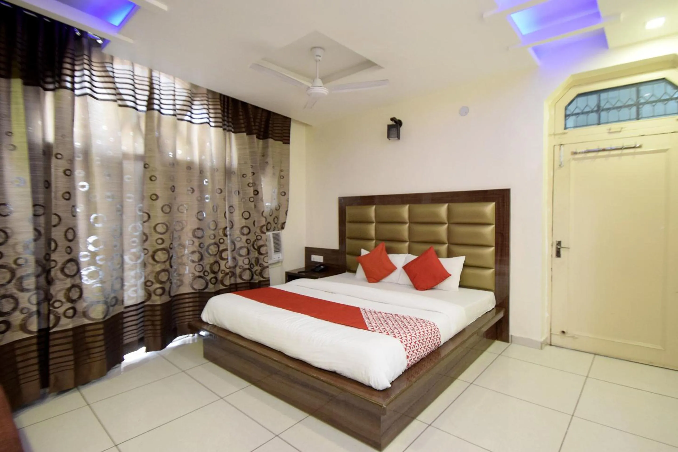 Bedroom, Bed in Hotel O Maa Residency