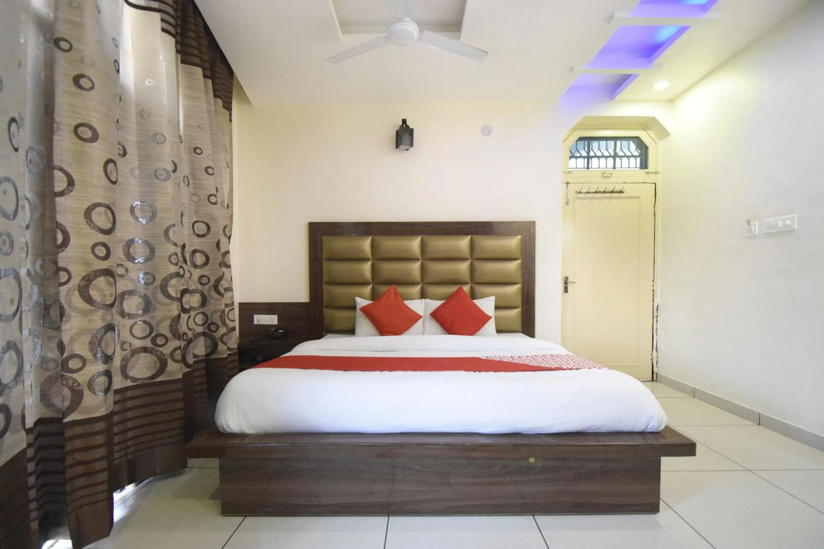 Bedroom, Bed in Hotel O Maa Residency