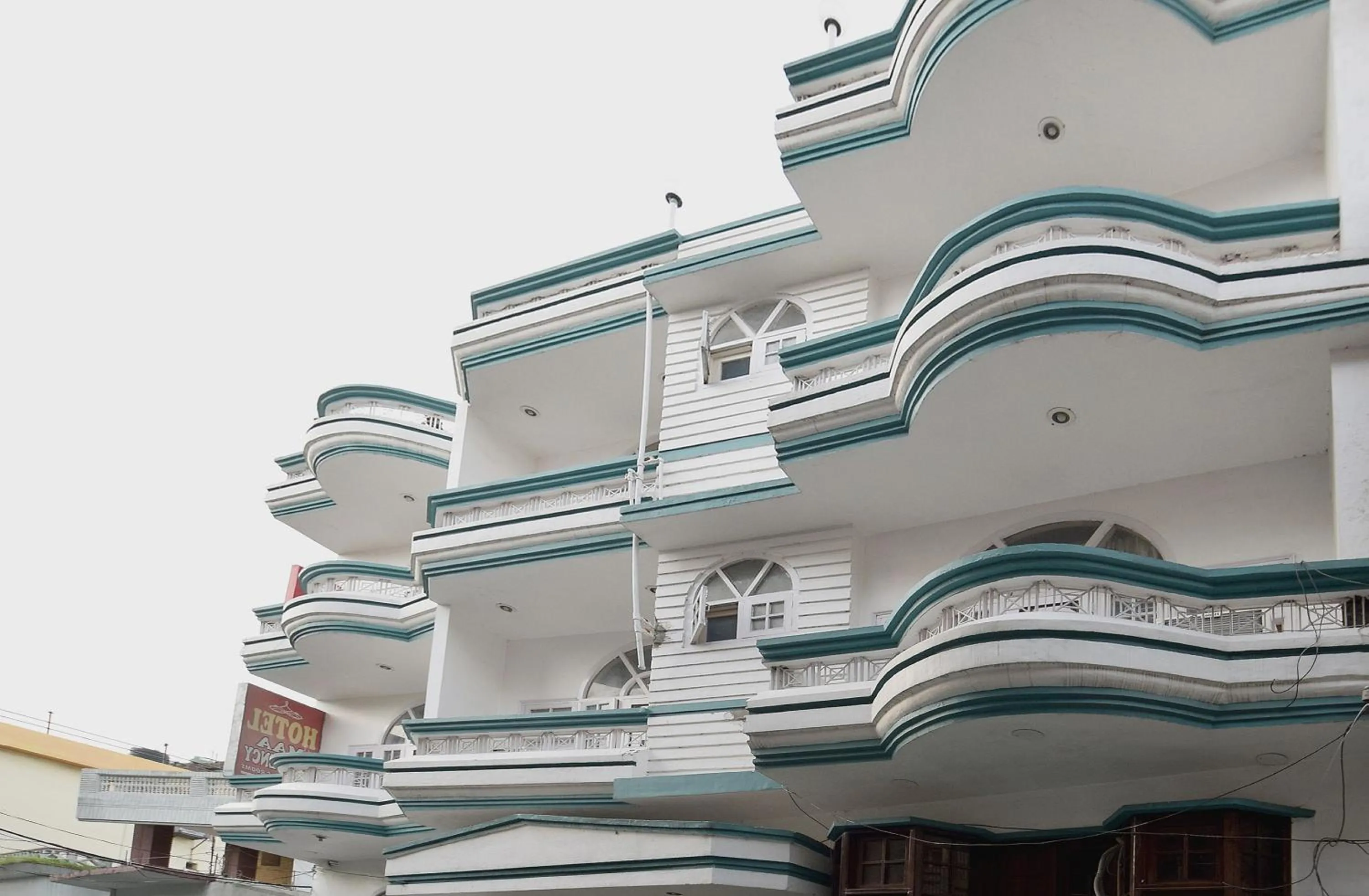 Facade/entrance in Hotel O Maa Residency