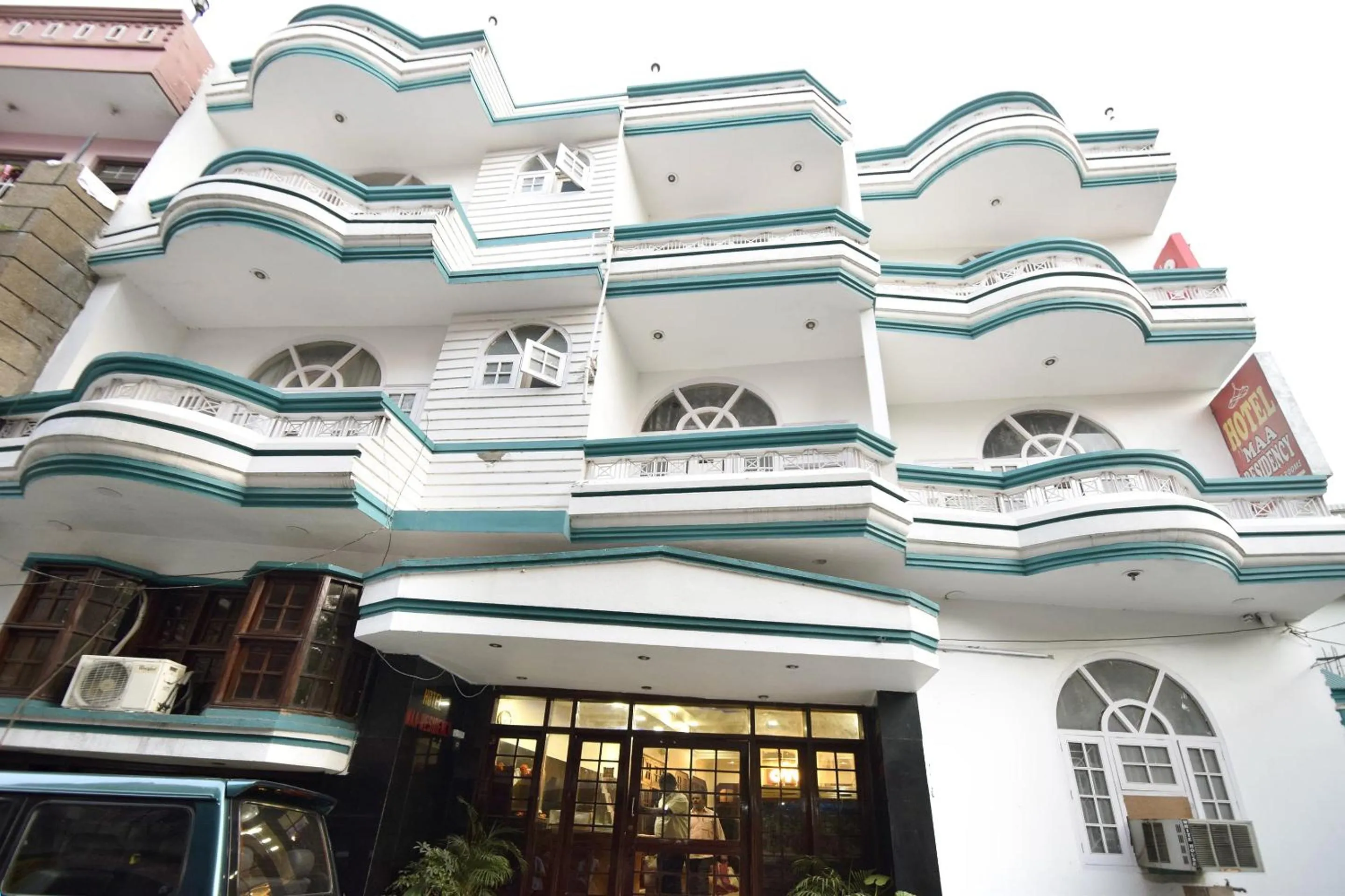 Facade/entrance in Hotel O Maa Residency