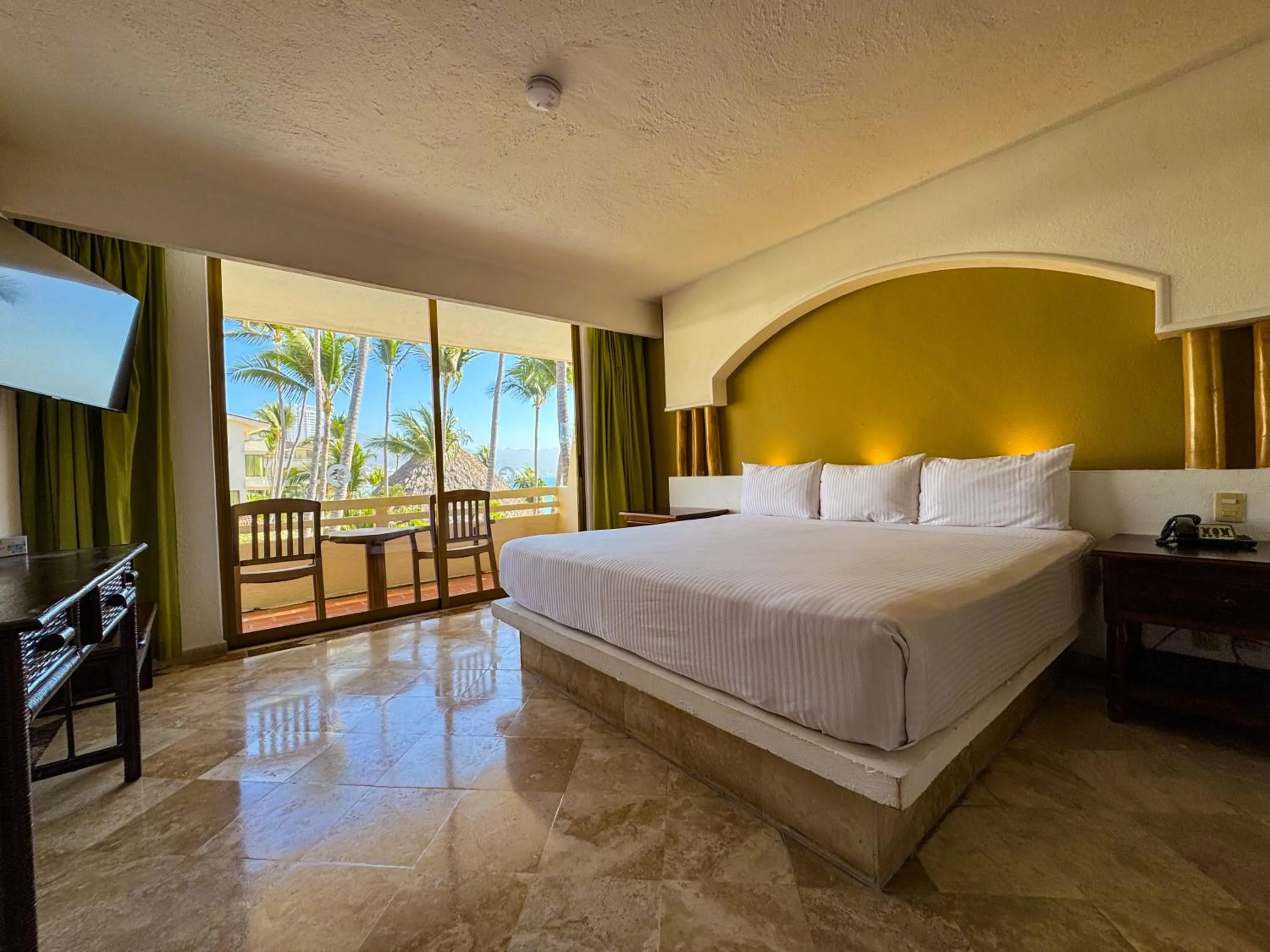 Guests, Bed in Las Palmas by the Sea All Inclusive