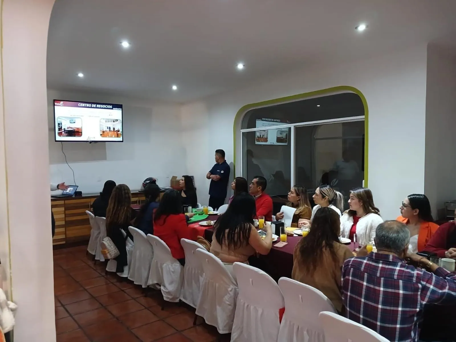 Communal lounge/ TV room in Vista Express Morelia by Arriva Hospitality Group