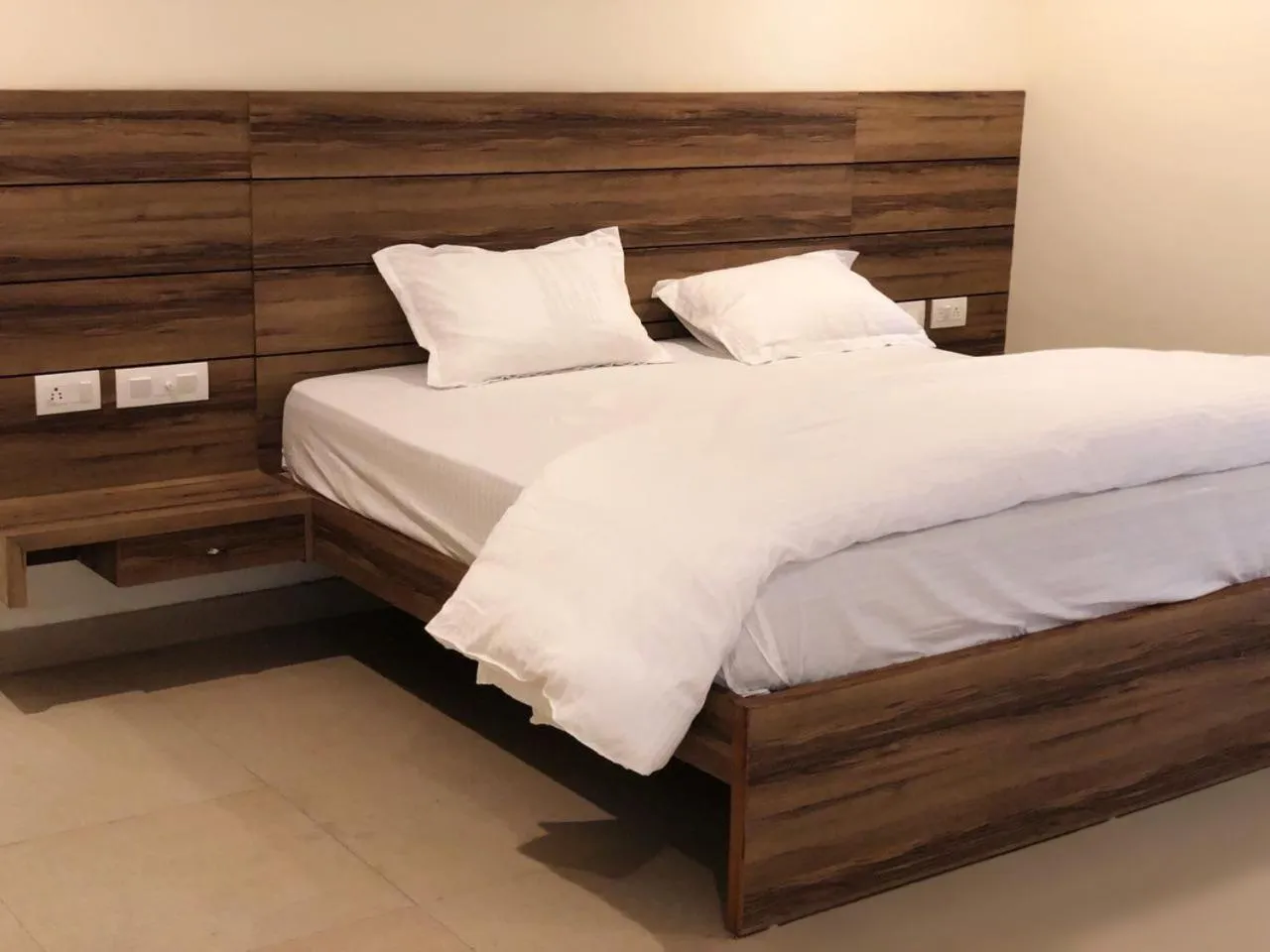 Bed in Hotel Red Sapphire