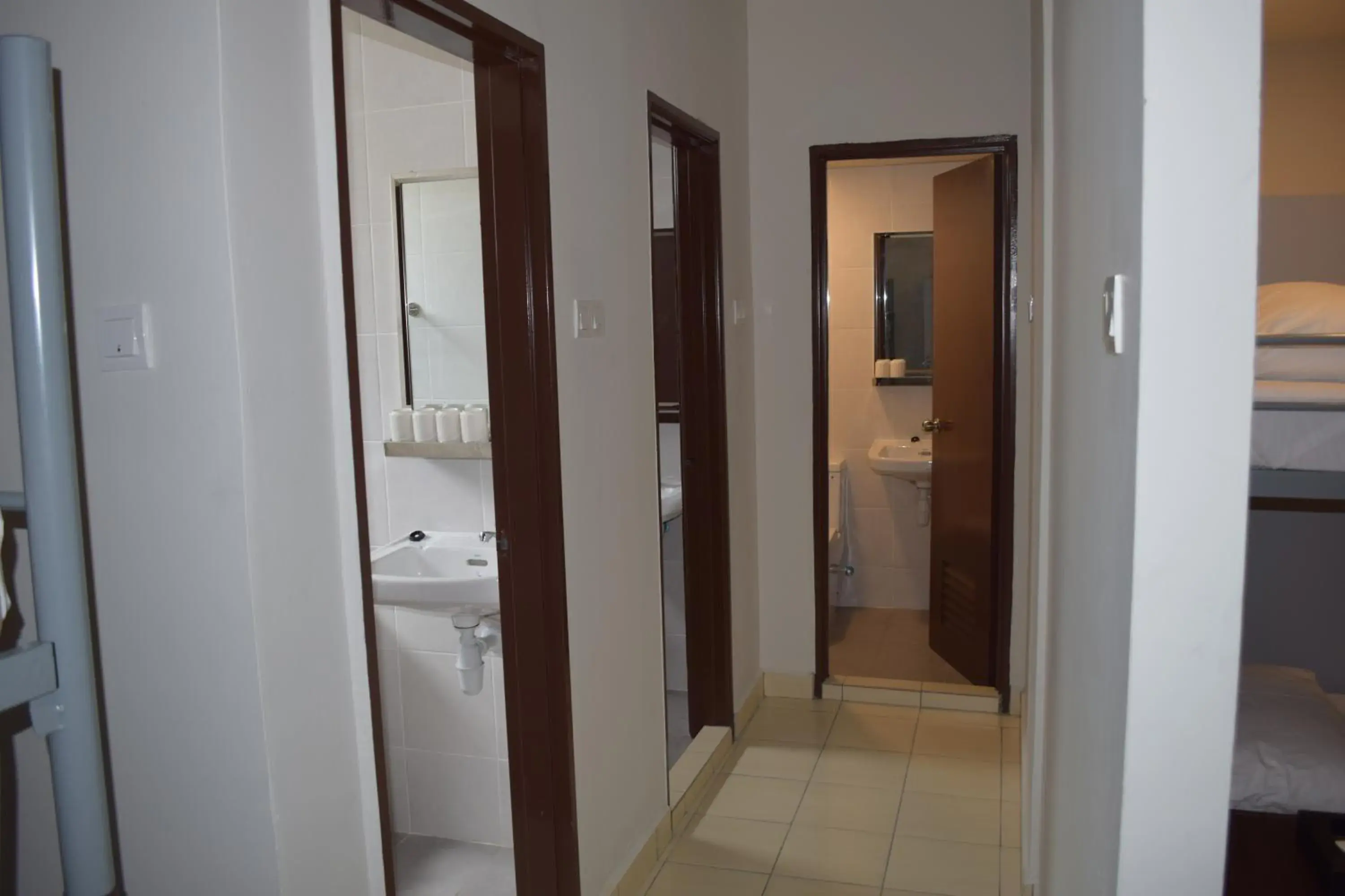 Mixed Dormitory Room in Hotel Desaru Penawar Mixed Dormitory Room in Hotel Desaru Penawar