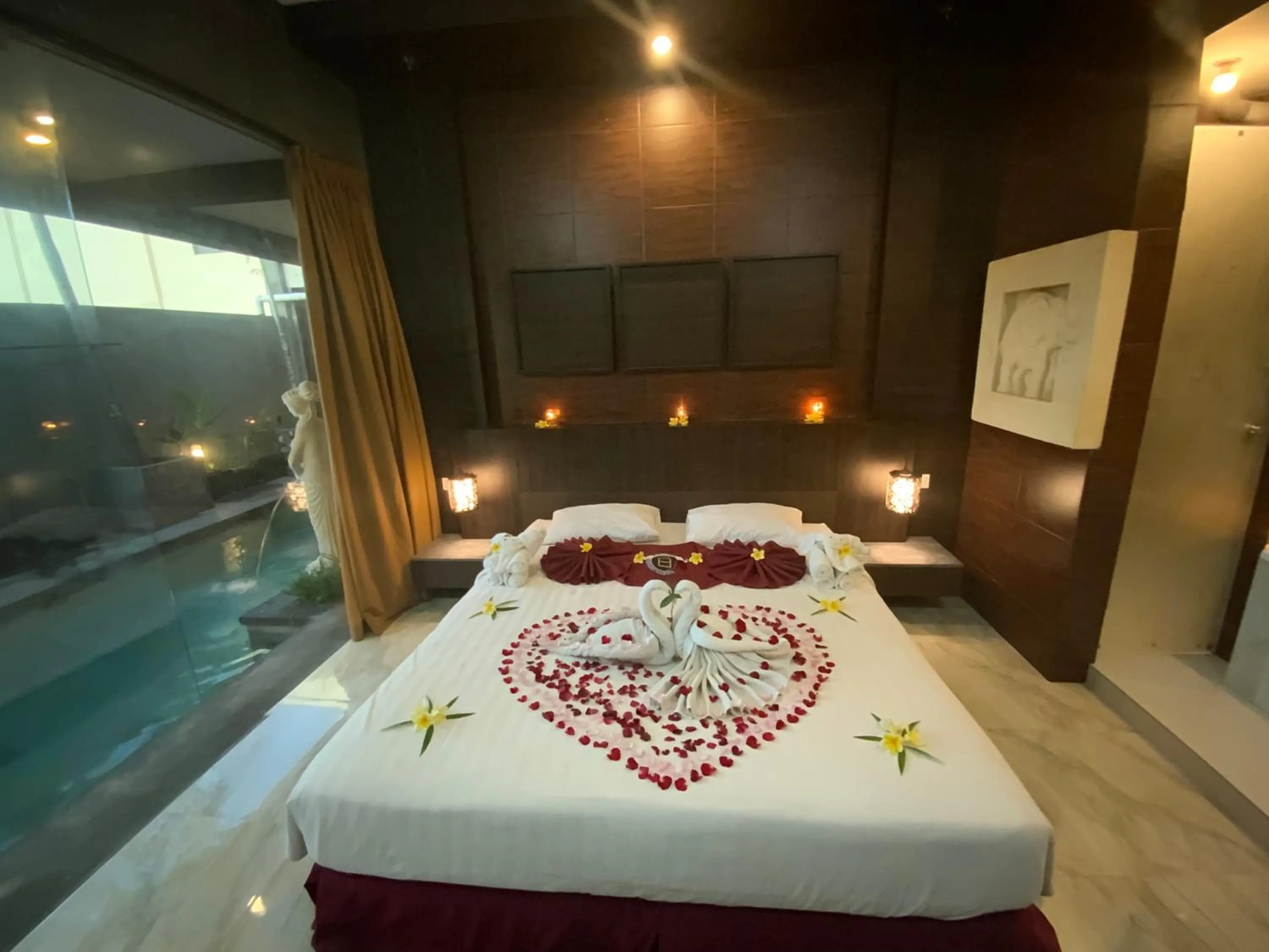 Bed in Bali Golden Elephant Boutique Villa
