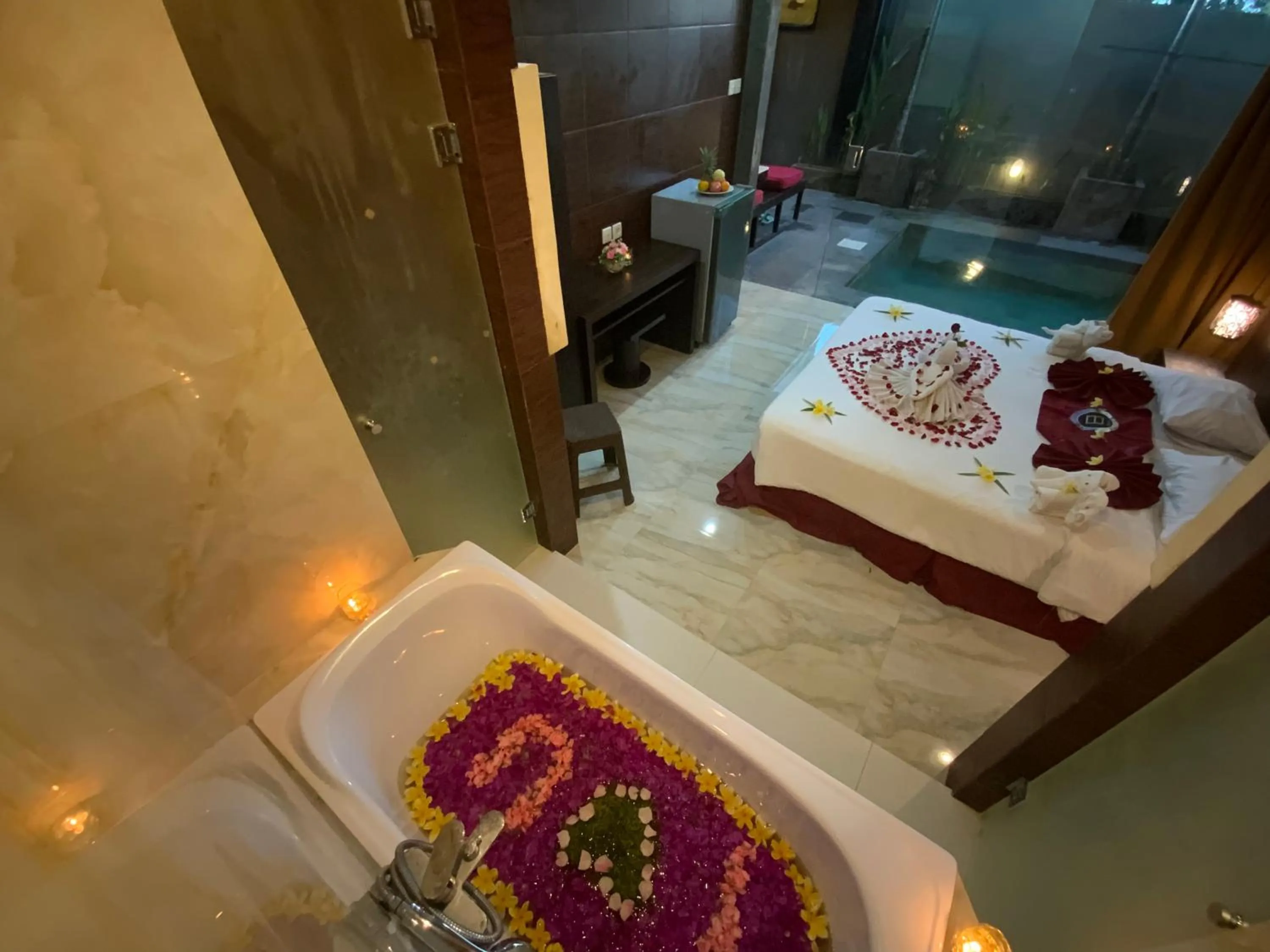 Bed in Bali Golden Elephant Boutique Villa