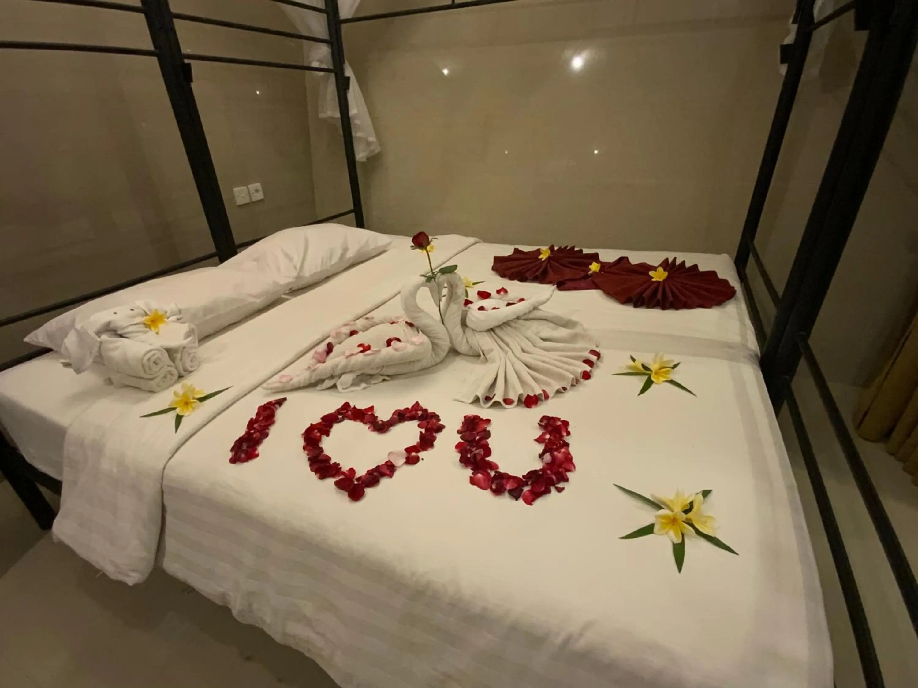 Bed in Bali Golden Elephant Boutique Villa