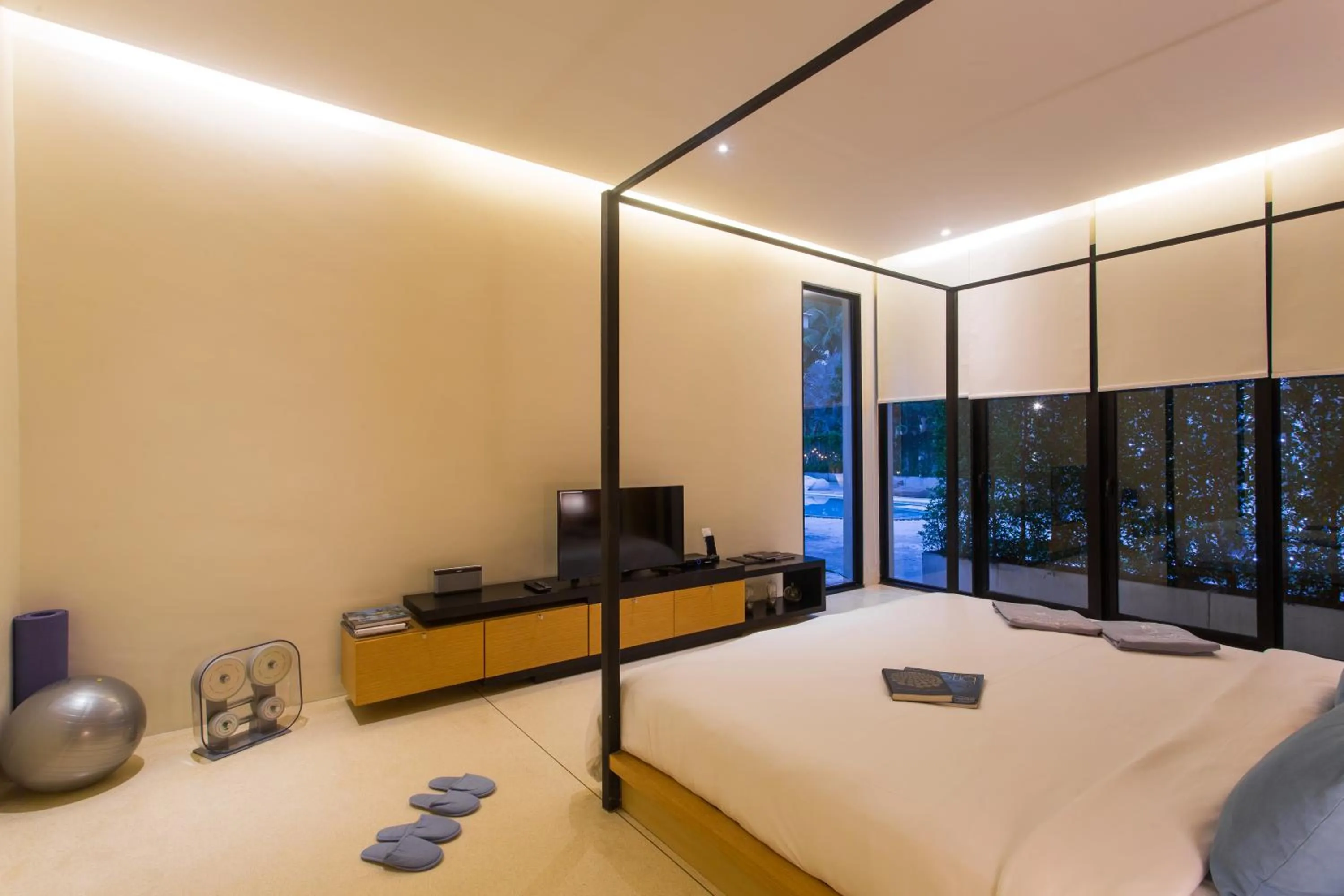 TV and multimedia, Bed in The Anda Mani Khaolak Beachfront Villas