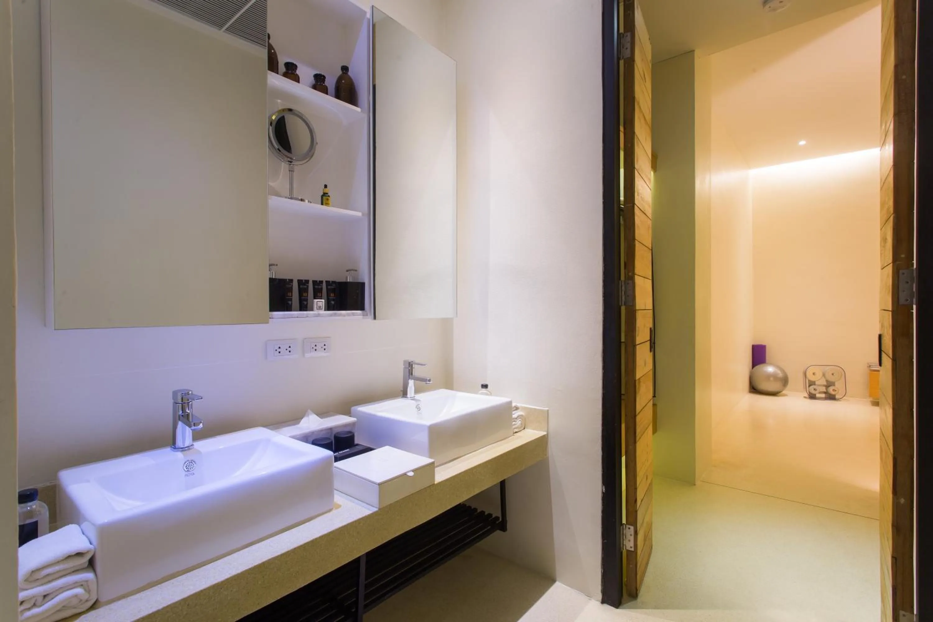 Bathroom in The Anda Mani Khaolak Beachfront Villas