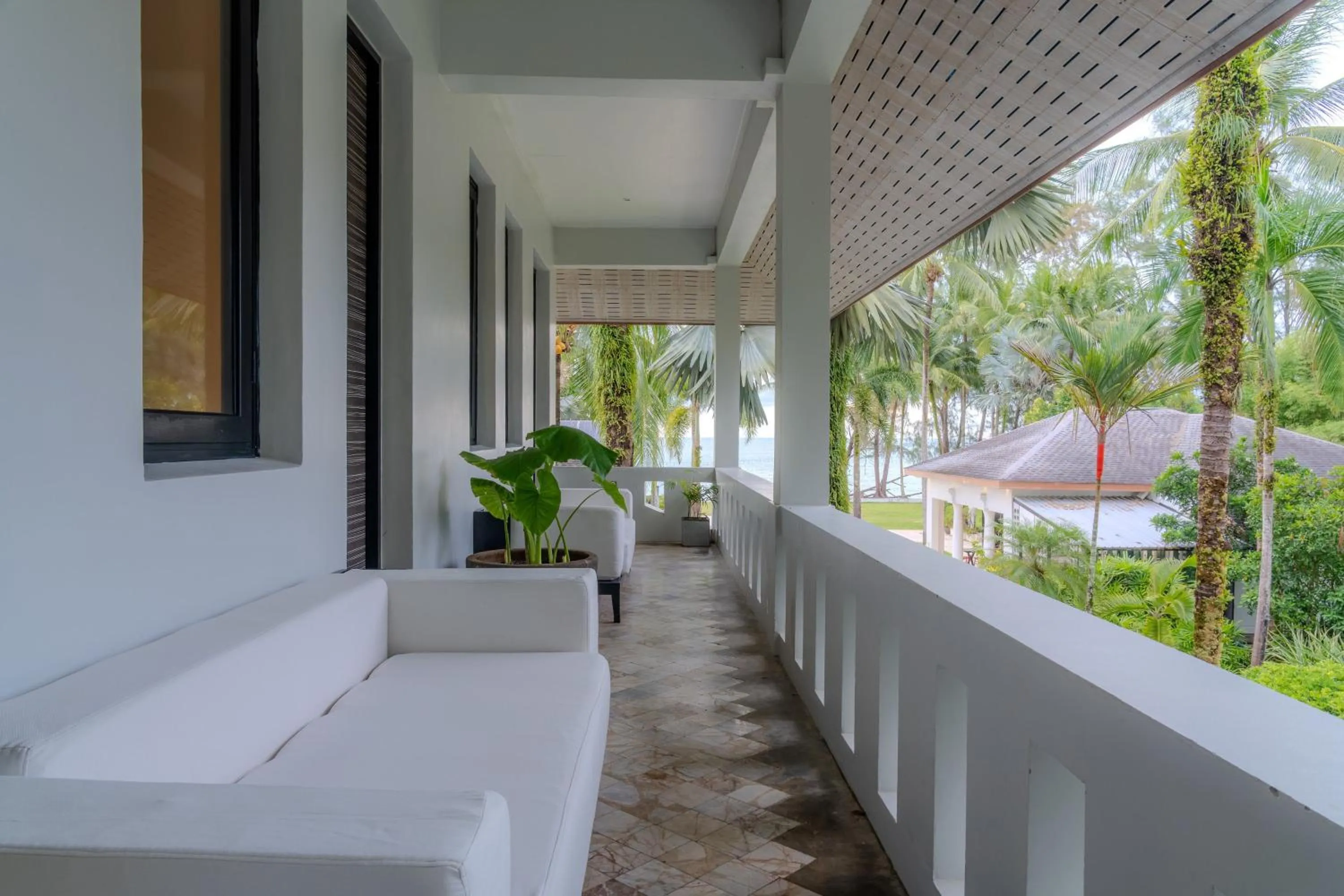 Patio, Bed in The Anda Mani Khaolak Beachfront Villas
