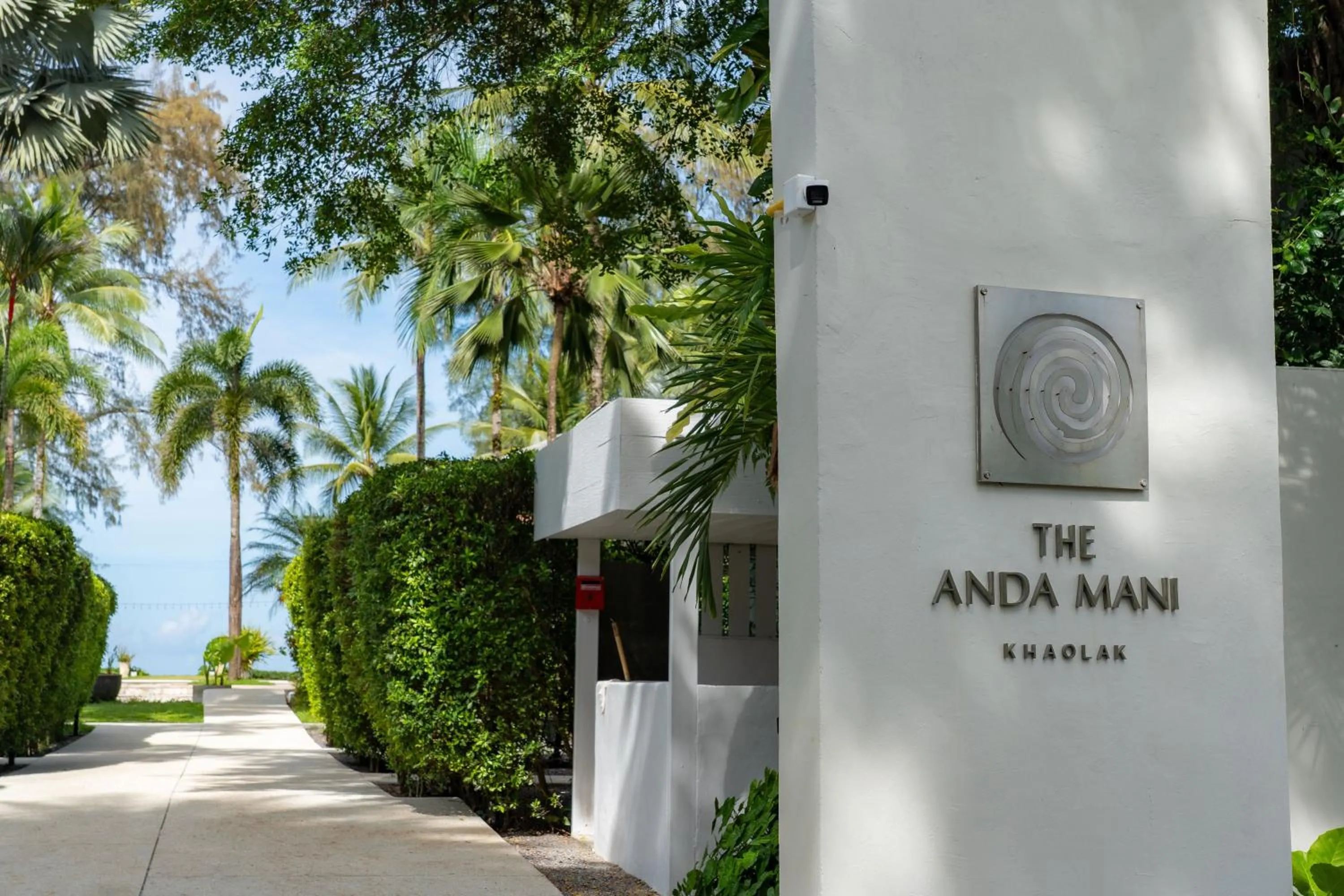 Day in The Anda Mani Khaolak Beachfront Villas