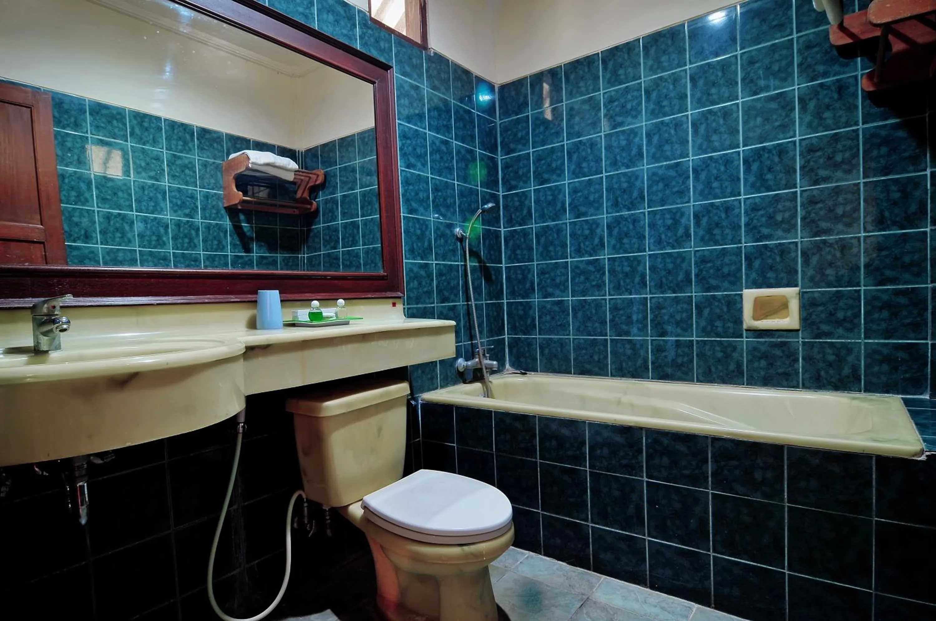 Toilet in Dewi Sinta Hotel and Restaurant
